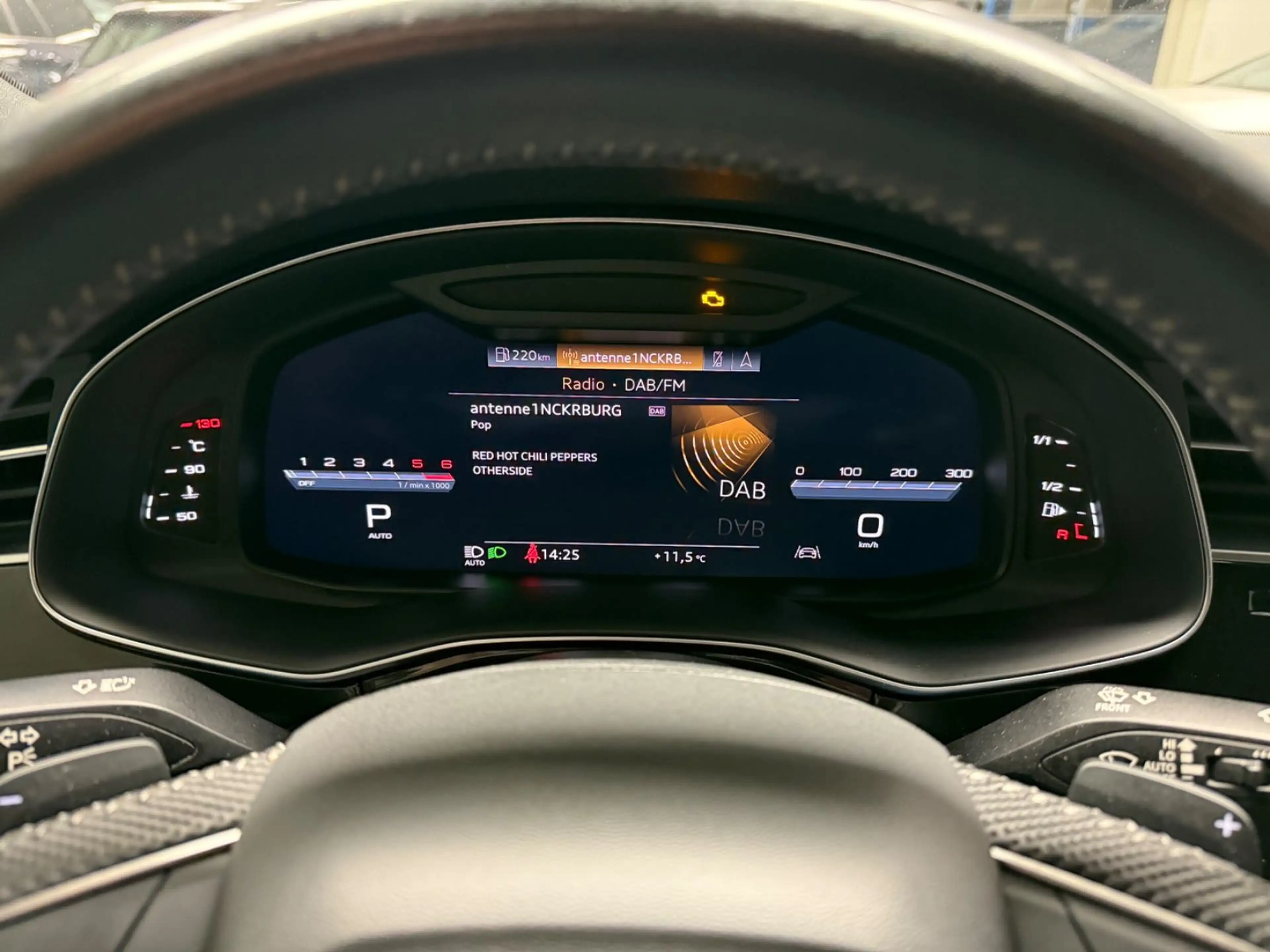 Audi SQ7 4.0 TDI QUATTRO*VIRTUAL C*PANO*MATRIX*22 LM* — photo 14