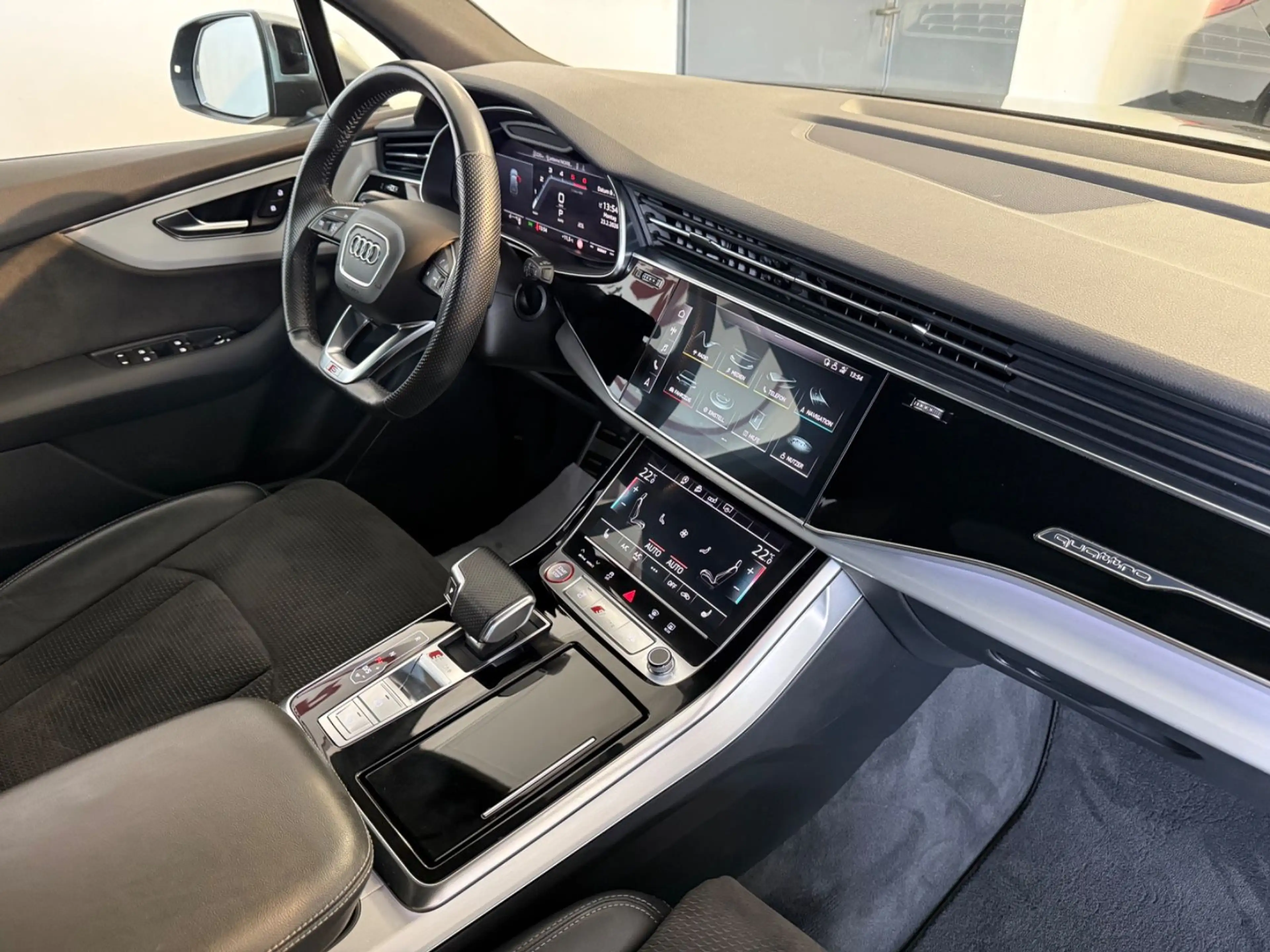 Audi SQ7 4.0 TDI QUATTRO*VIRTUAL C*PANO*MATRIX*22 LM* — photo 2