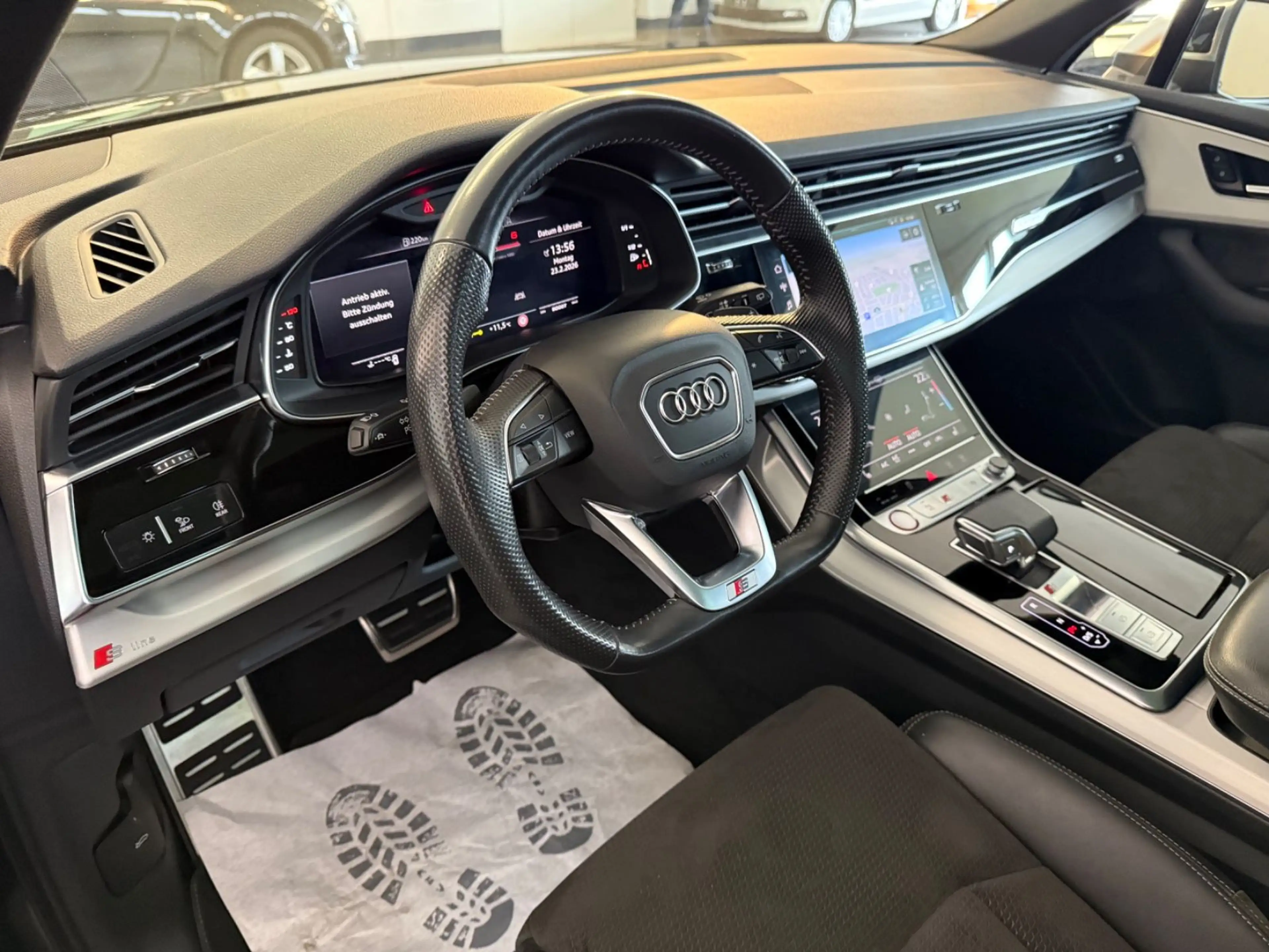 Audi SQ7 4.0 TDI QUATTRO*VIRTUAL C*PANO*MATRIX*22 LM* — photo 4