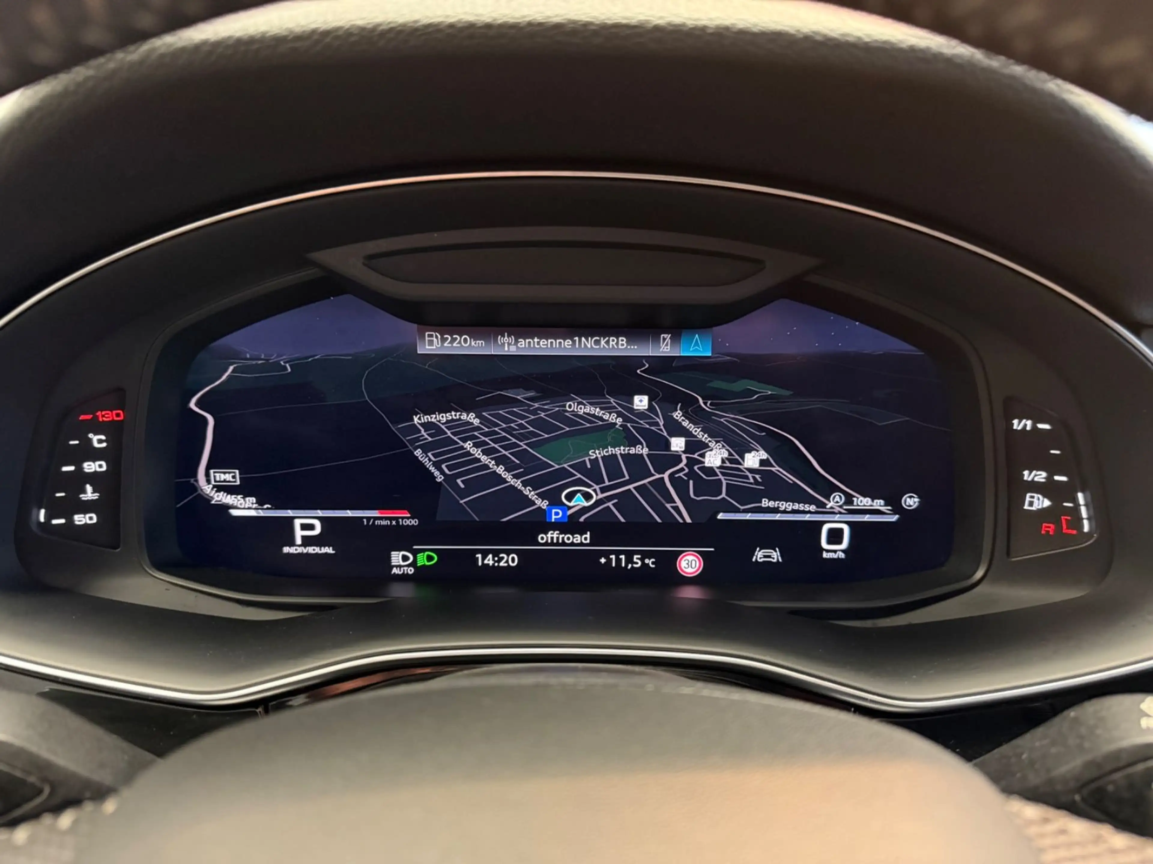 Audi SQ7 4.0 TDI QUATTRO*VIRTUAL C*PANO*MATRIX*22 LM* — photo 15