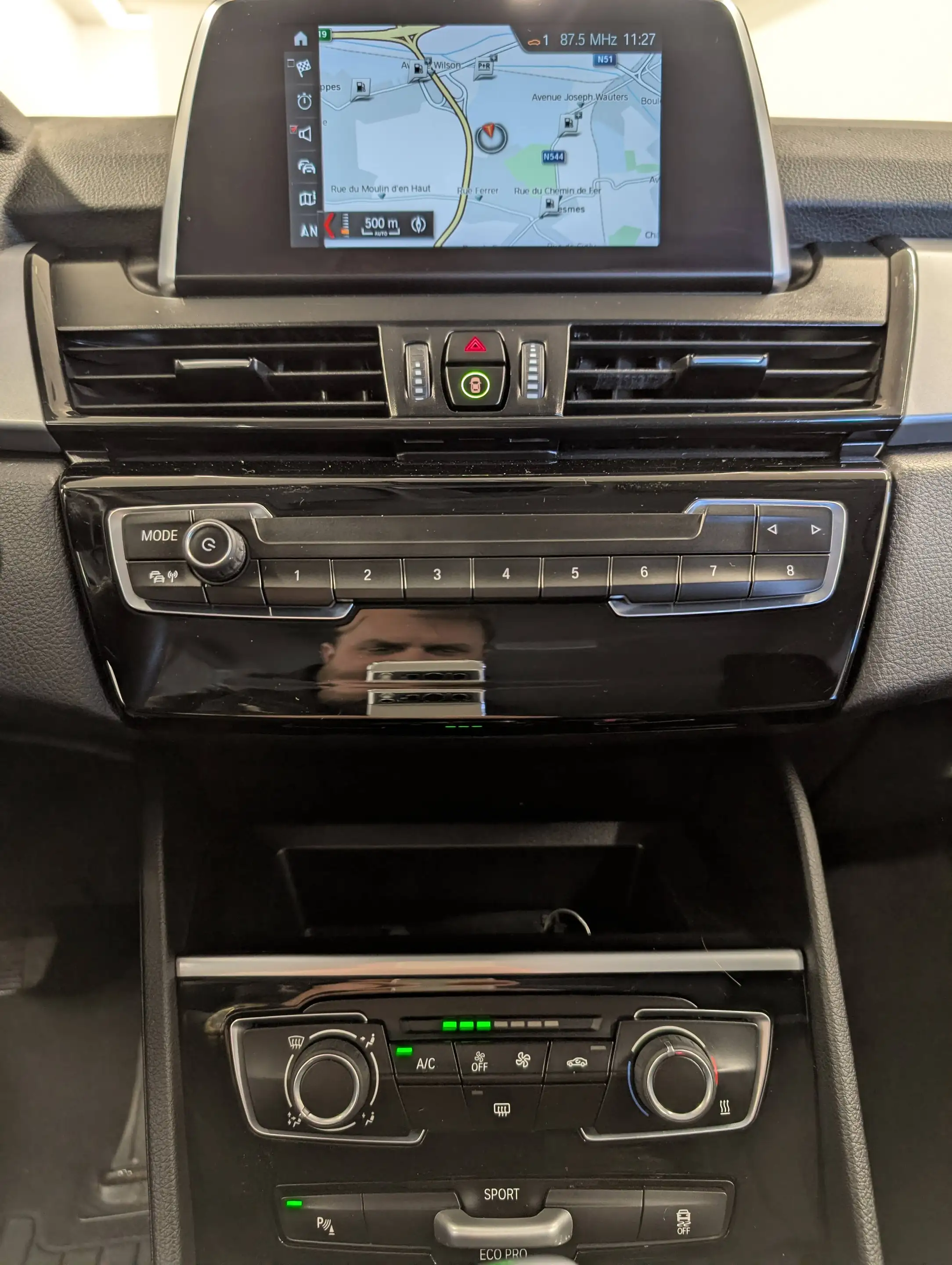 BMW 216 d Active Tourer **FACELIFT-NAVI-PDC AV&AR** — photo 3