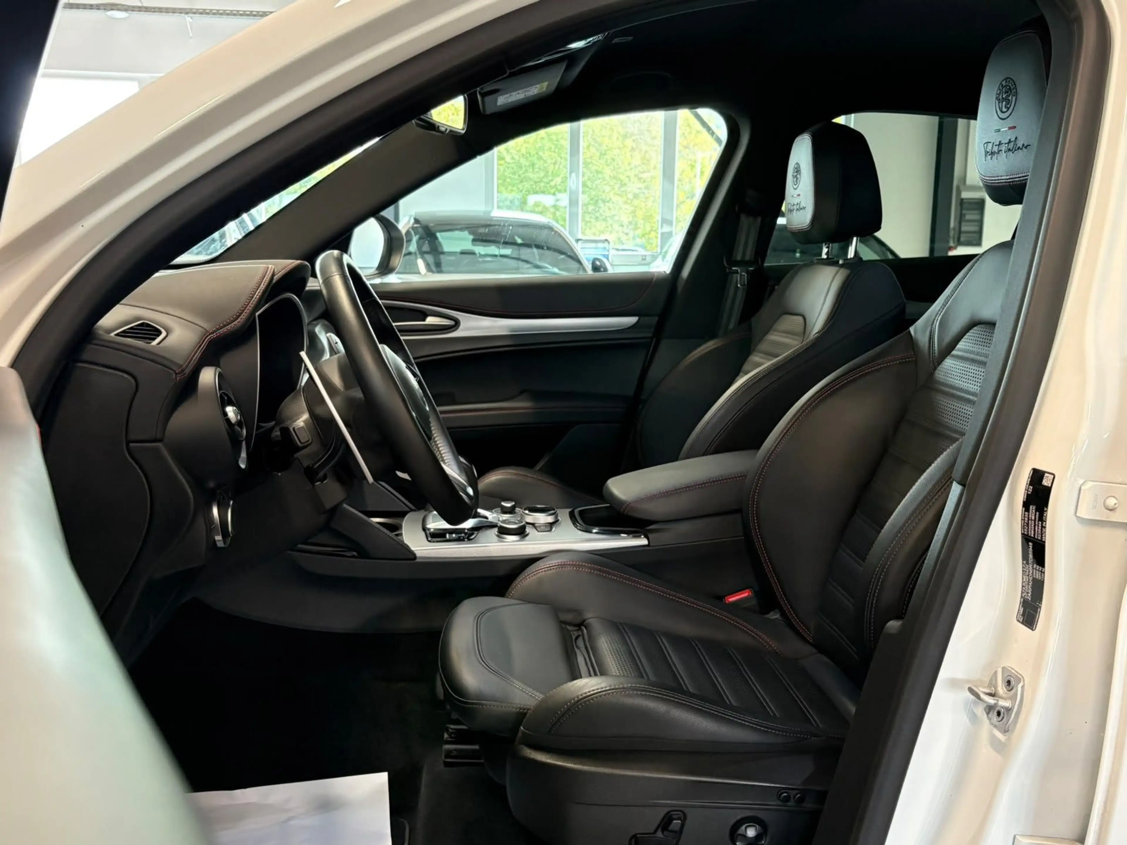 Alfa Romeo Stelvio Tributo ItalianoQ4 MATRX+H&K+MEMO+WINTER — photo 8
