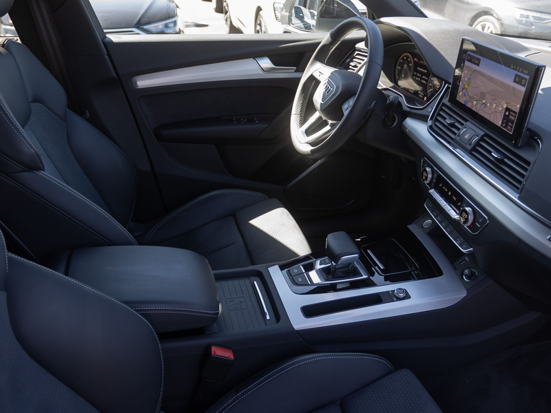 Audi Q5 S line 55TFSIe qu Navi Matrix AHK — photo 27