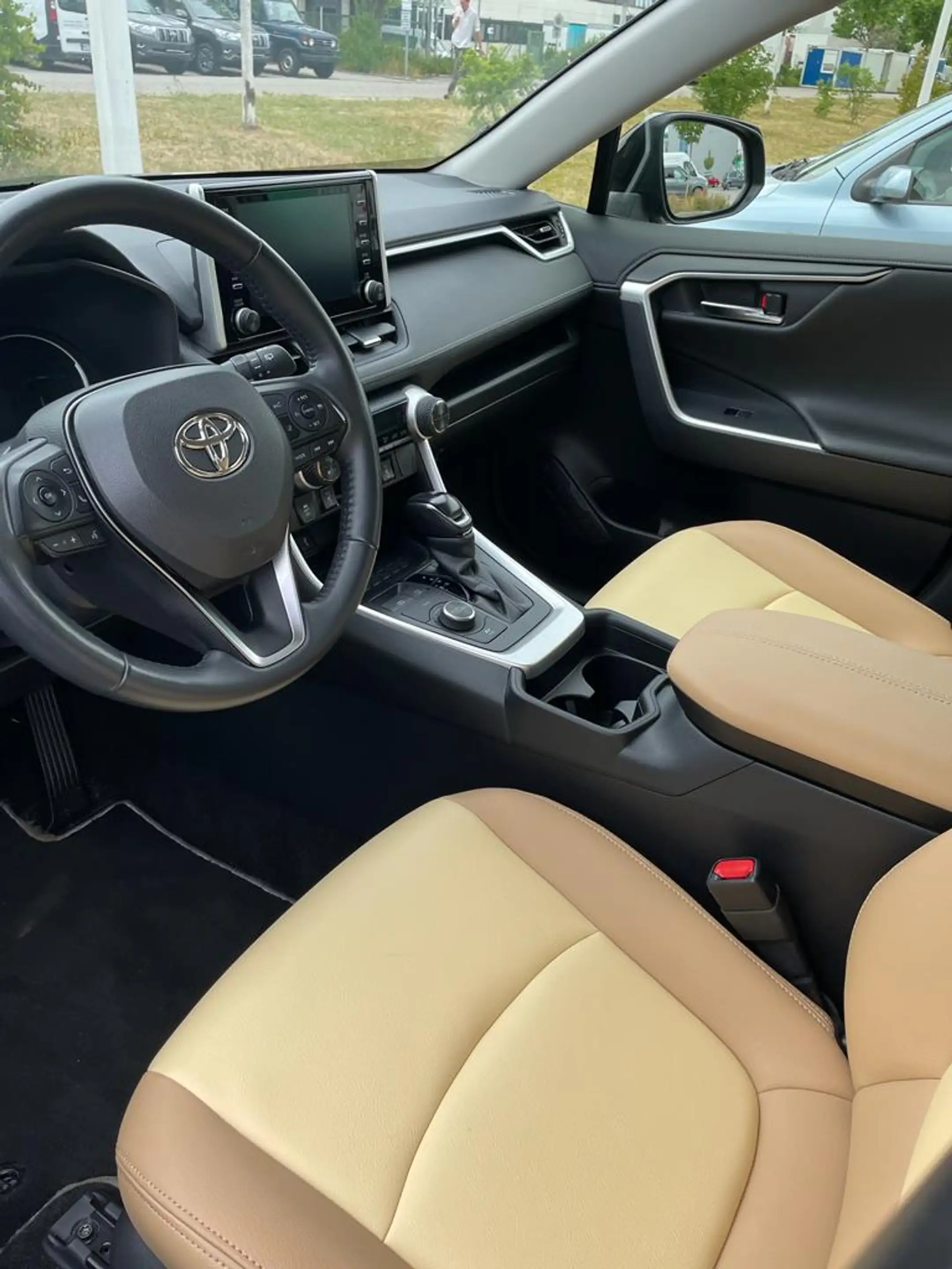 Toyota RAV 4 Hybrid 4x4 Comfort — photo 7