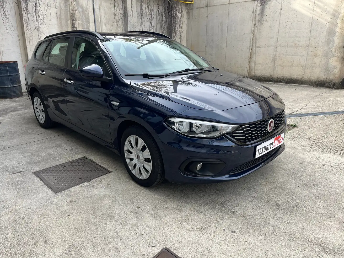 Fiat Tipo Tipo SW II 2016 SW 1.3 mjt Easy s Bleu - 2