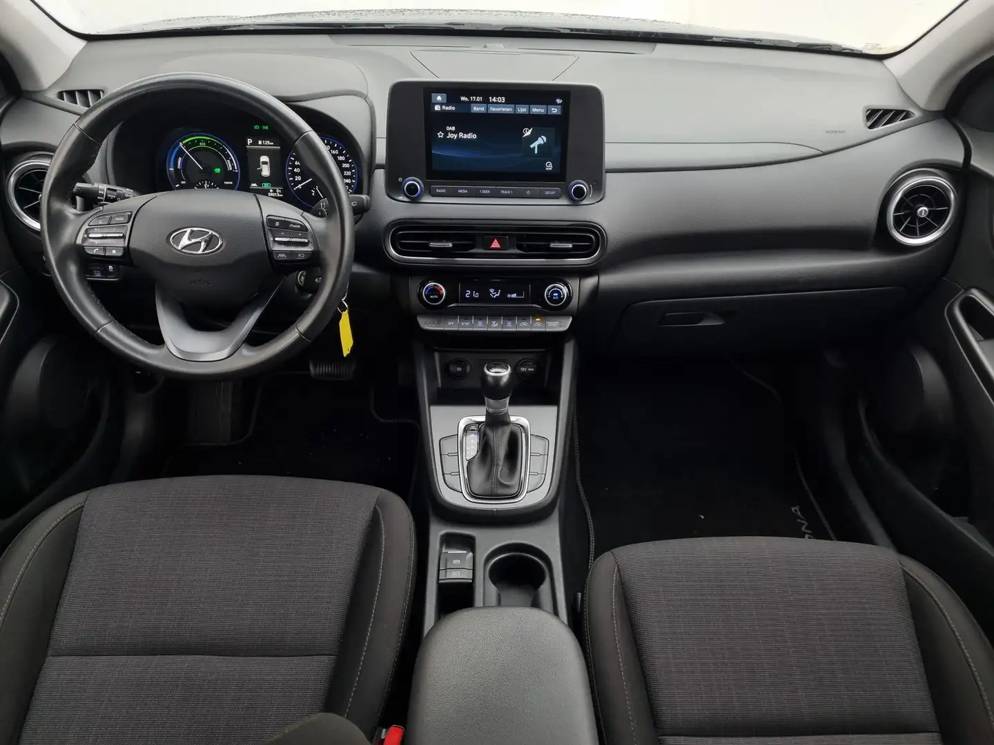 Hyundai KONA 1.6 GDI HEV Comfort Hybride Automaat / Navigatie v Grijs - 2