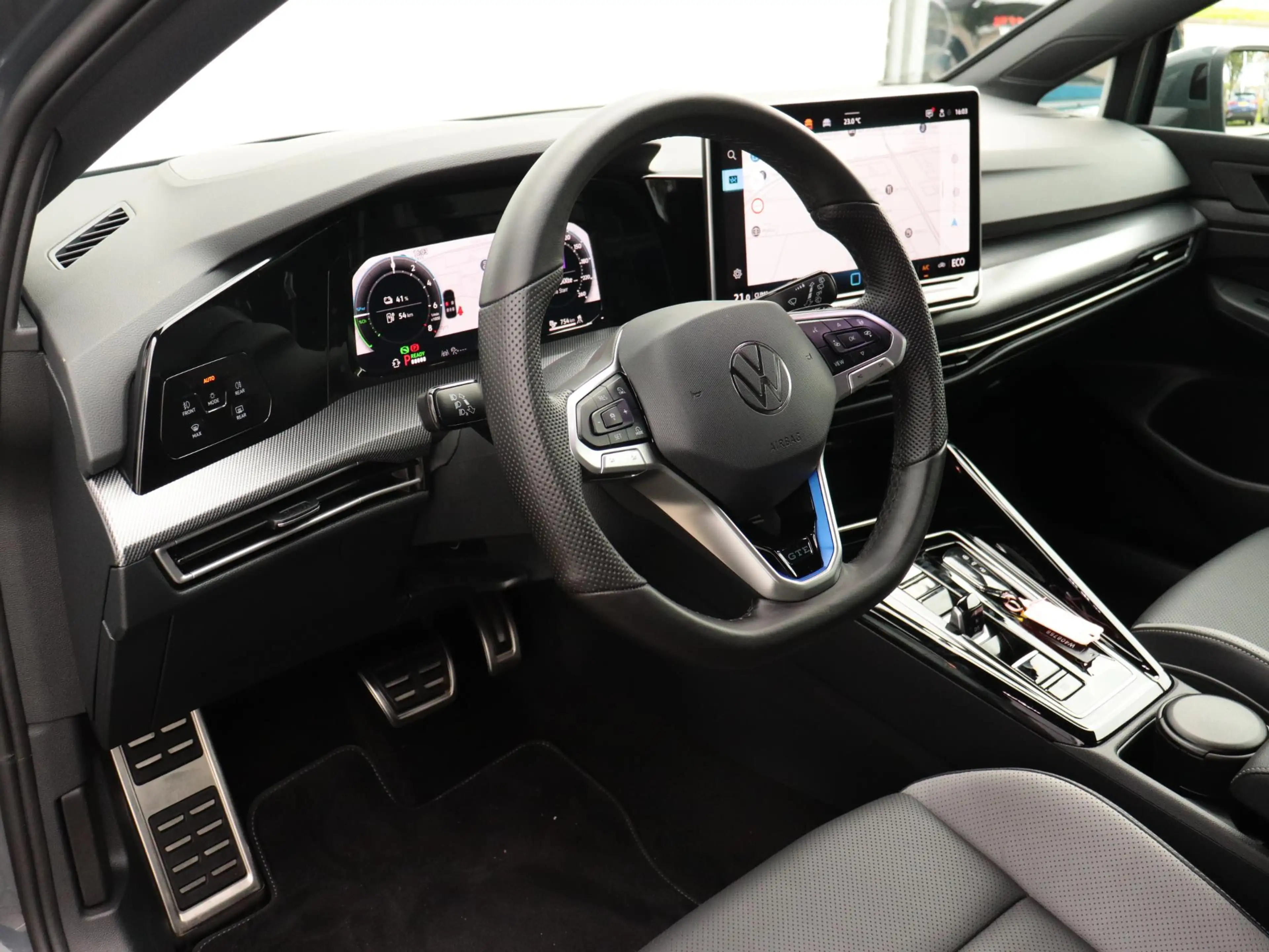 Volkswagen Golf GTE 8 1.5 eHybrid 272pk | SOH 99,9 % | Leder | Trekhaa — photo 6