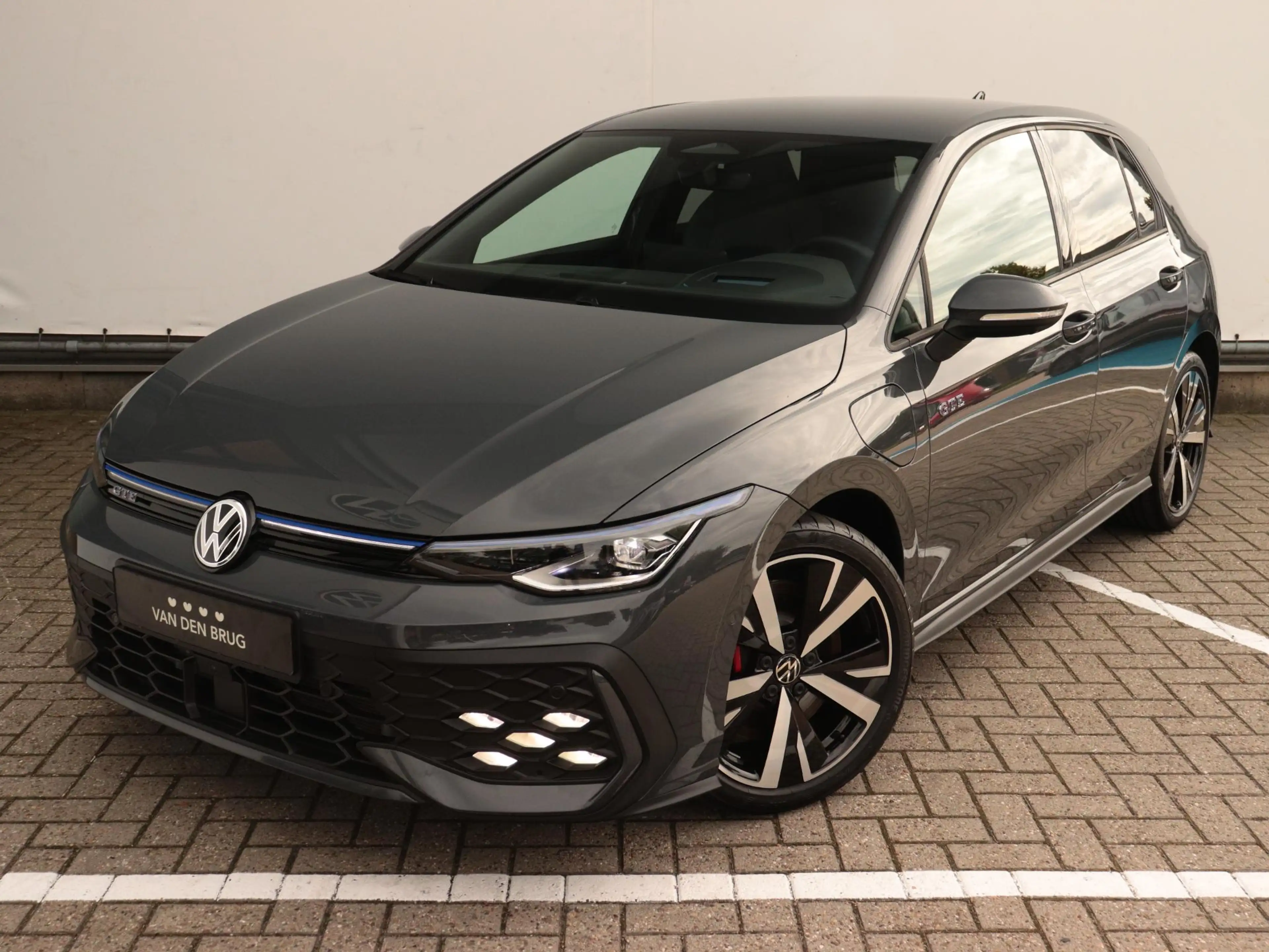 Volkswagen Golf GTE 8 1.5 eHybrid 272pk | SOH 99,9 % | Leder | Trekhaa — photo 3