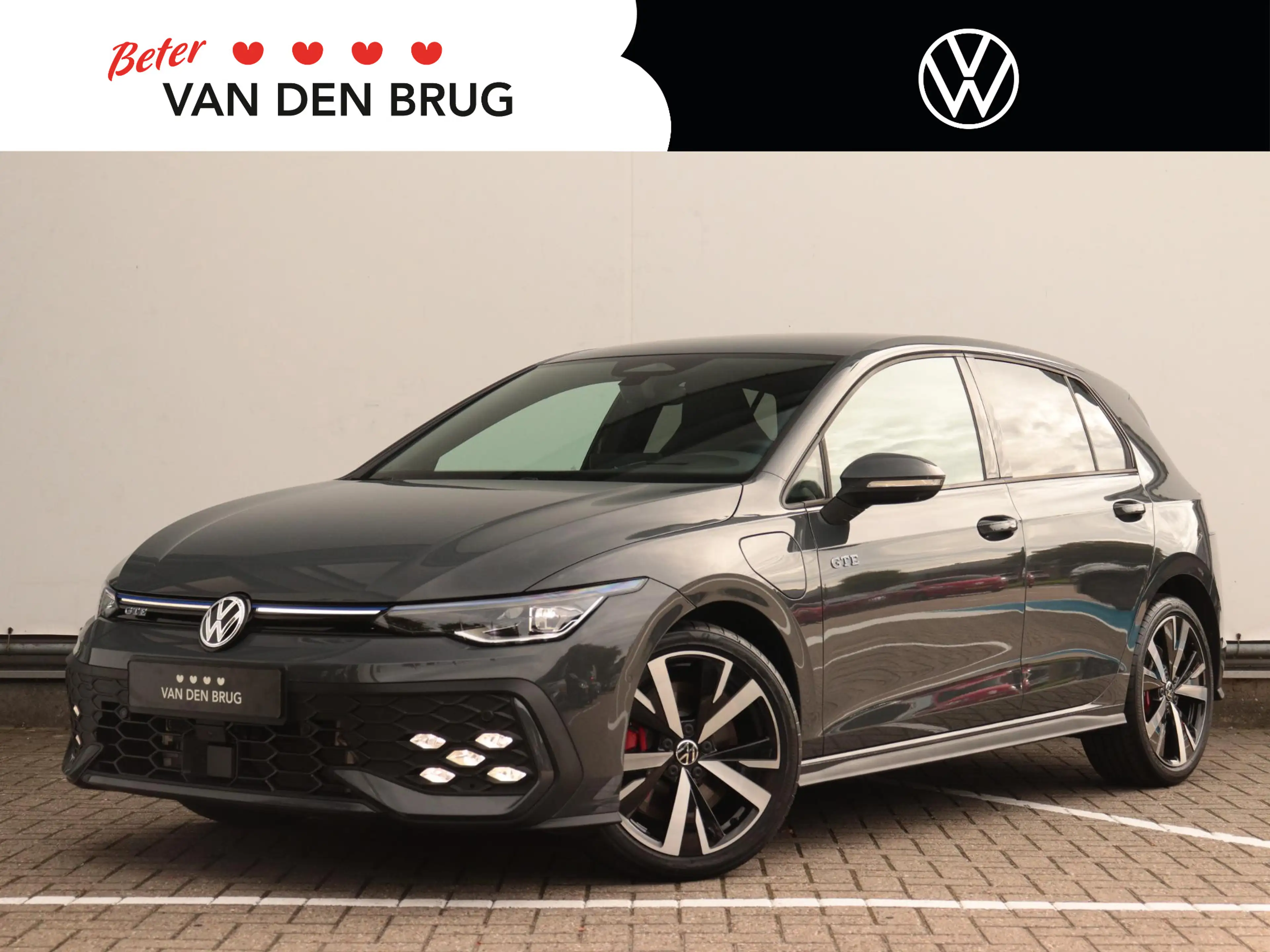 Volkswagen Golf GTE 8 1.5 eHybrid 272pk | SOH 99,9 % | Leder | Trekhaa