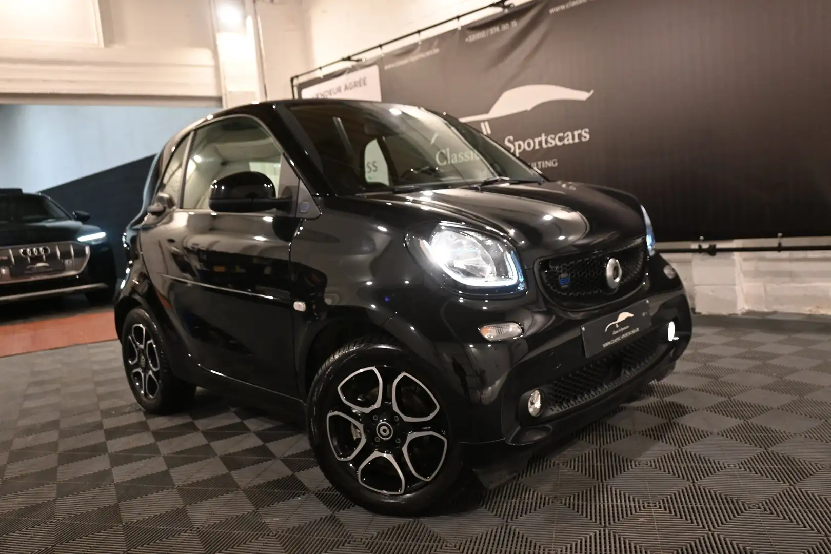 smart forTwo Fortwo EQ 17.6 kWh / CUIR / GPS NAVI / DISTRONIC ! Noir - 2