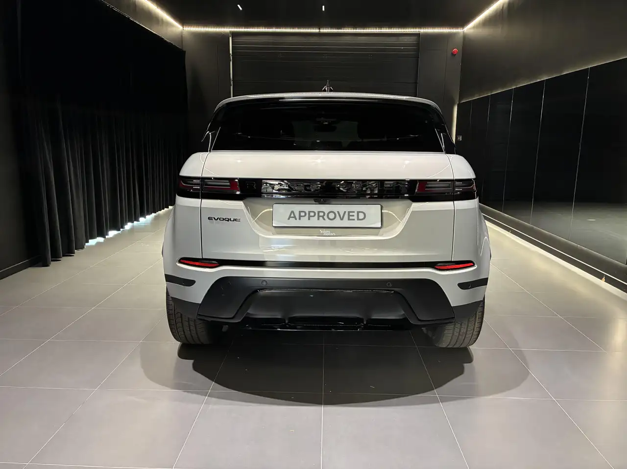 Land Rover Range Rover Evoque 2026 — фото 7
