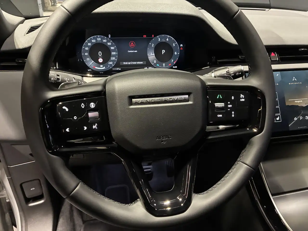 Land Rover Range Rover Evoque 2026 — фото 10
