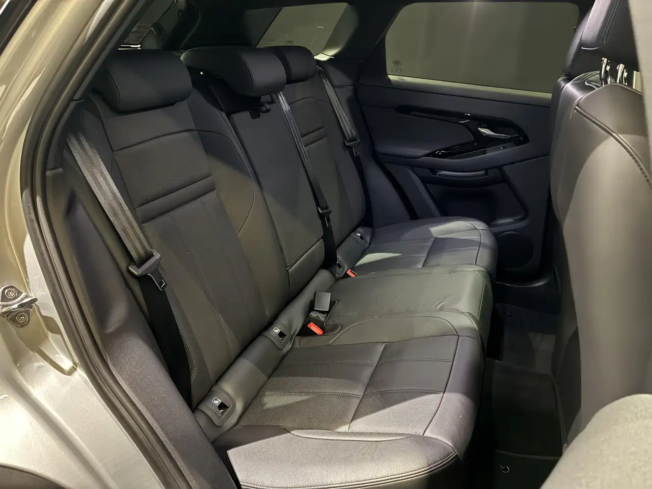 Land Rover Range Rover Evoque 2026