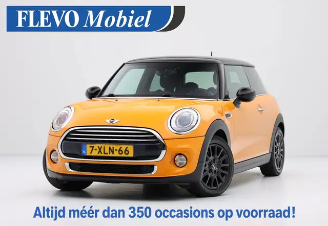 MINI Cooper 3-Deurs 1.5 First Born Edition Aut. HUD|Half Leder