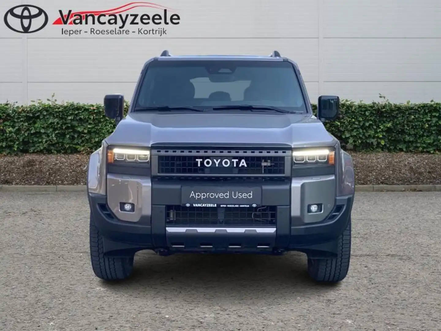 Toyota Land Cruiser VX-L 68500 + BTW Bronze - 2