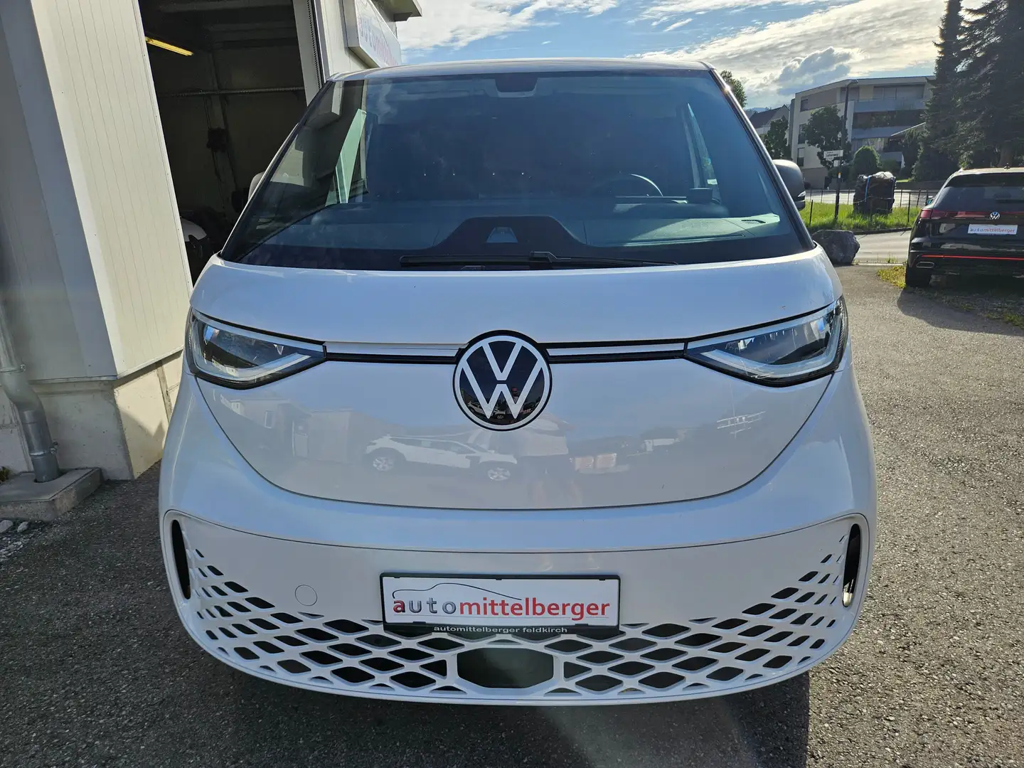 Volkswagen ID. Buzz Cargo 250 kW Pro 4MOTION Weiß - 2