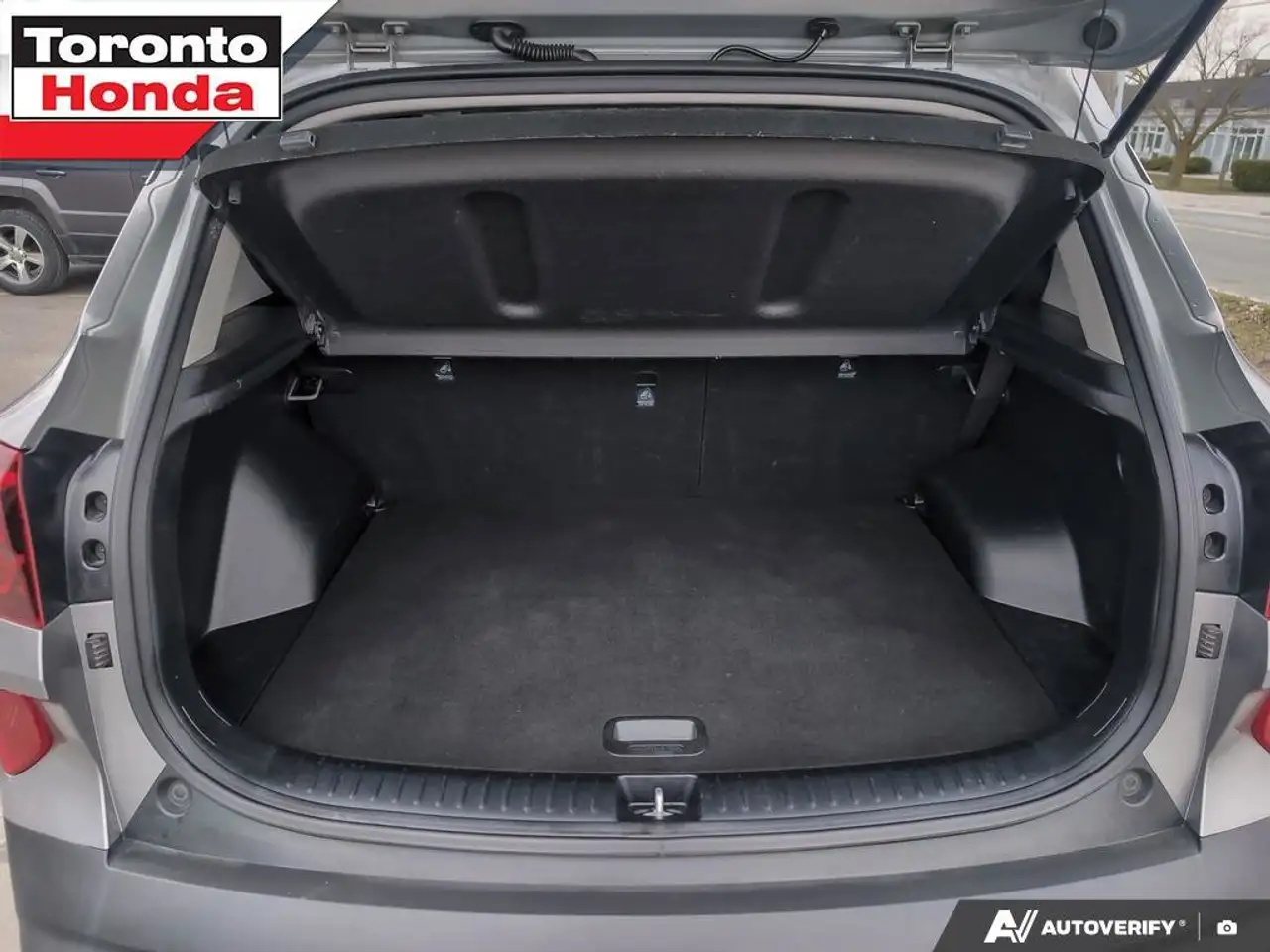 Kia Seltos снимка Kia Seltos