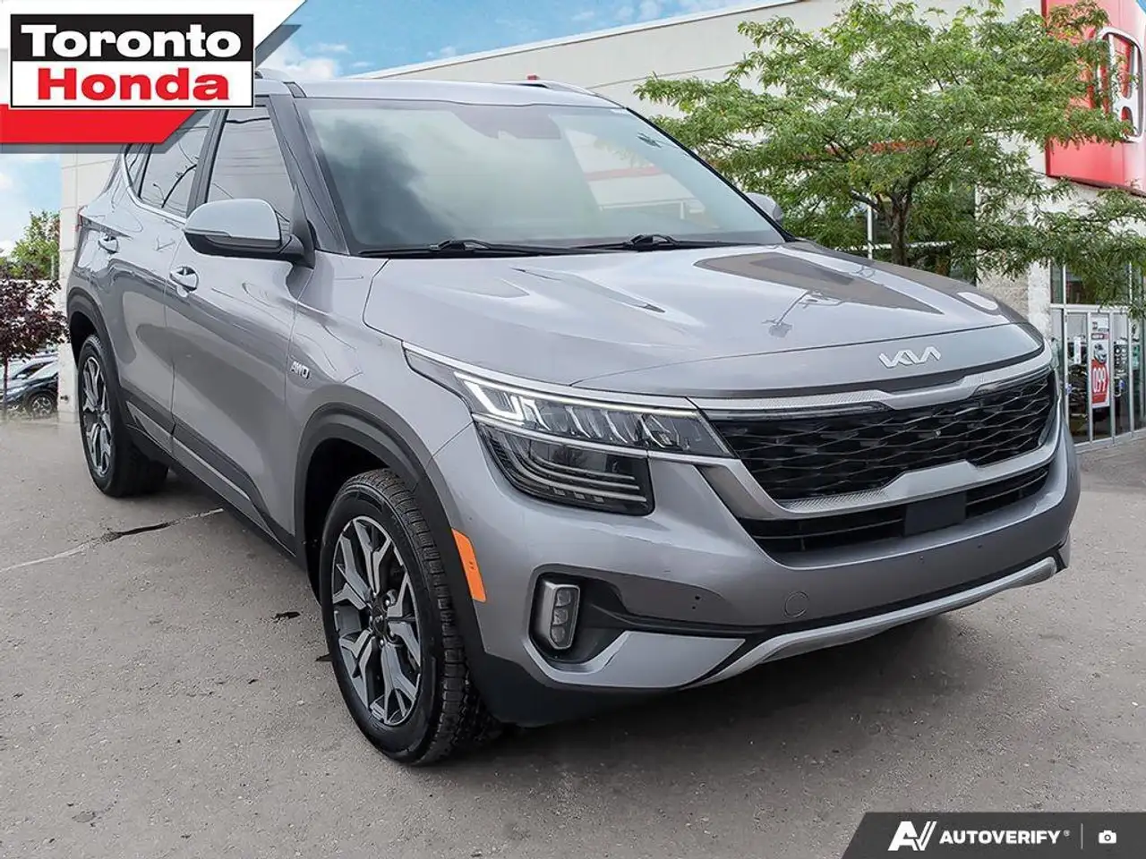 Kia Seltos снимка Kia Seltos