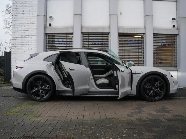 Porsche Taycan Taycan 4 Cross Turismo LEDER KREIDE-ACC-PANO-BOSE