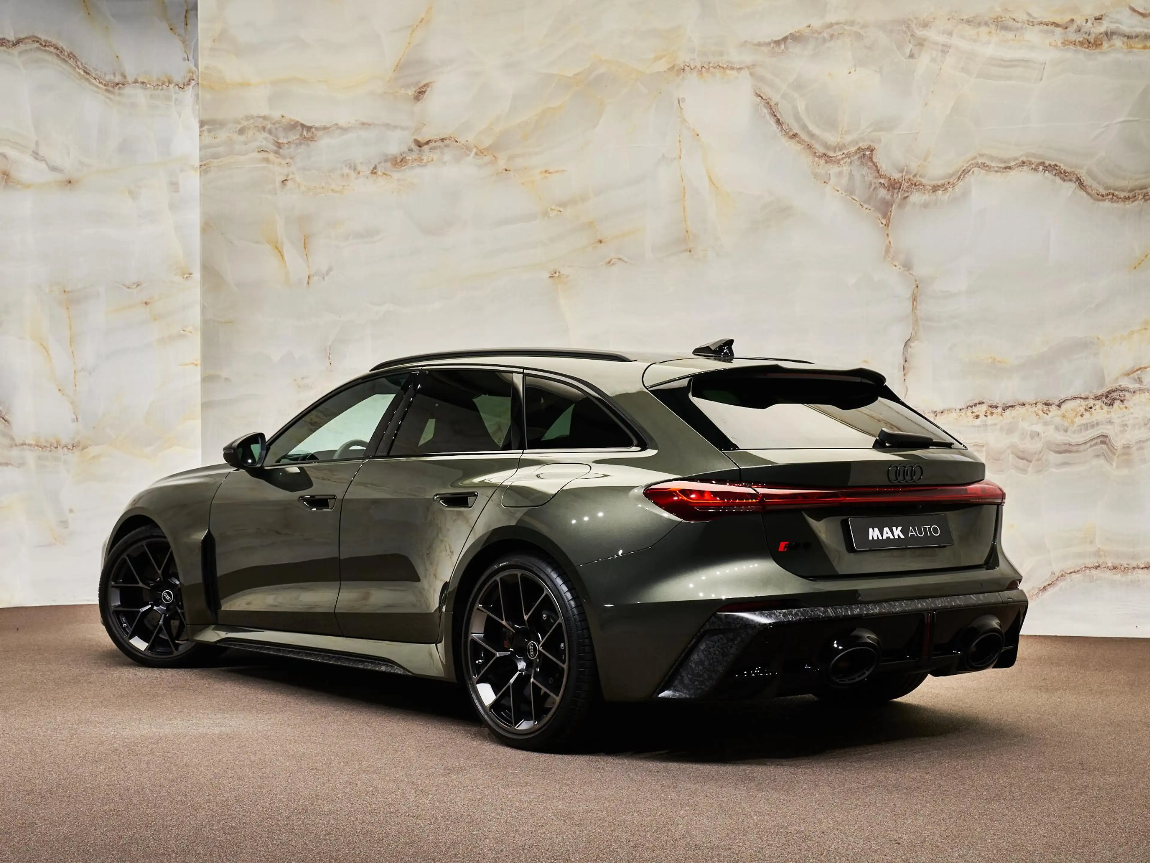 Audi RS5 Avant E-Hybrid Quattro , ceramic, camouflage extr. — photo 3
