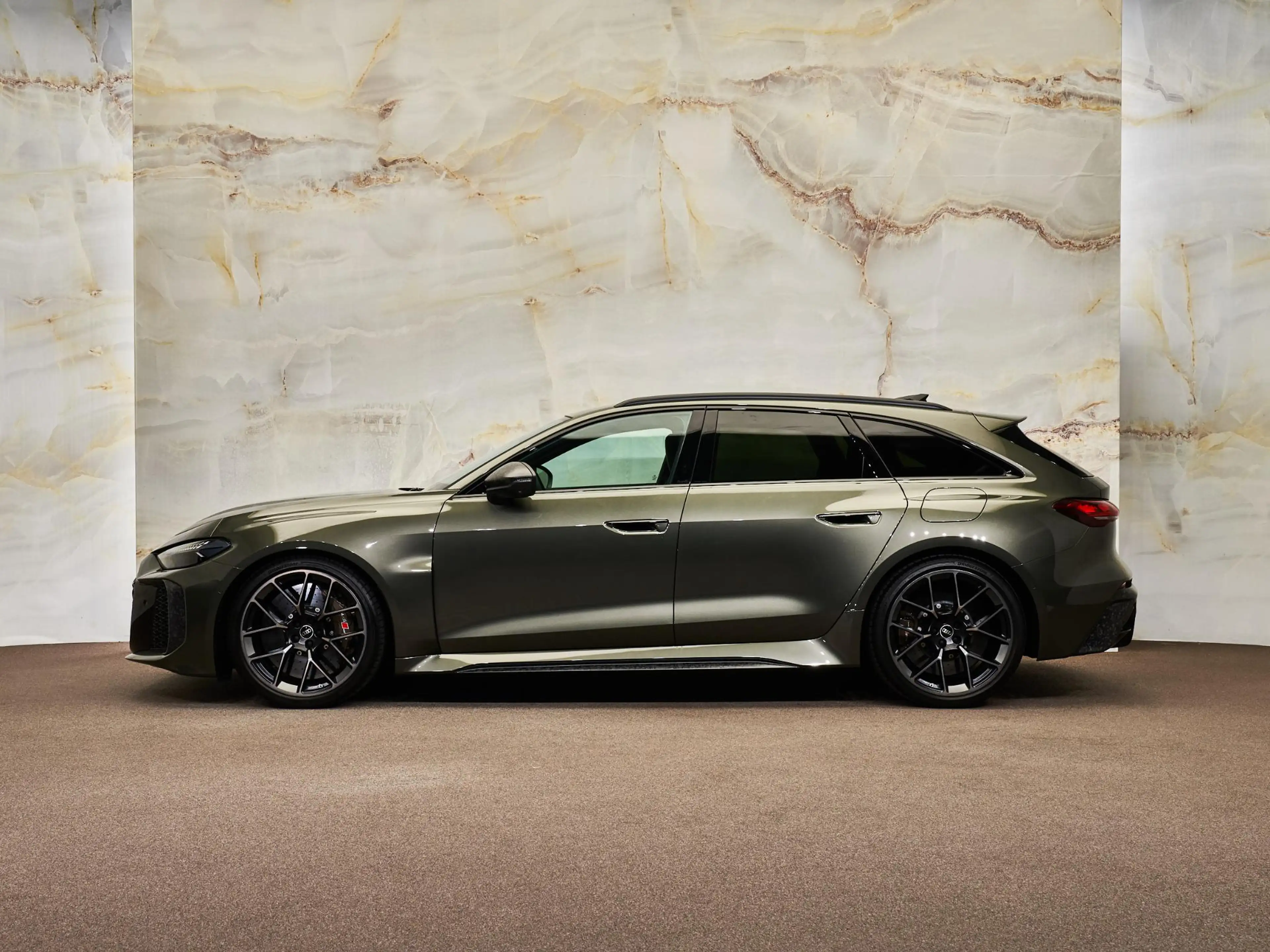 Audi RS5 Avant E-Hybrid Quattro , ceramic, camouflage extr. — photo 2