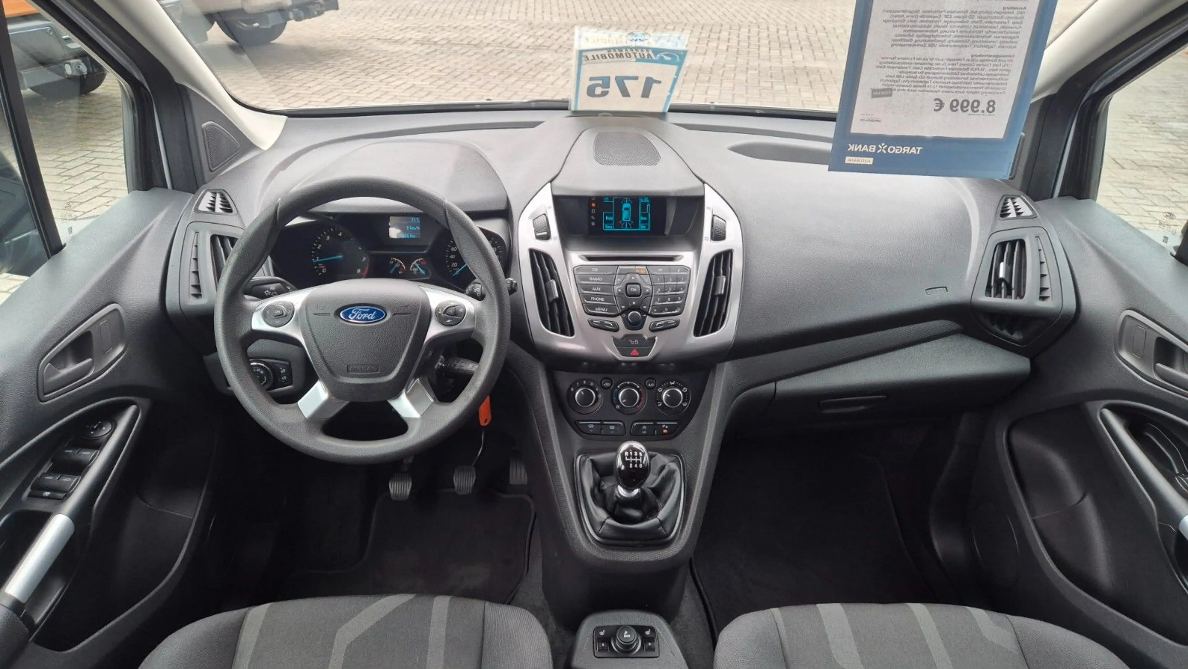 Ford Tourneo Connect Trend — photo 13