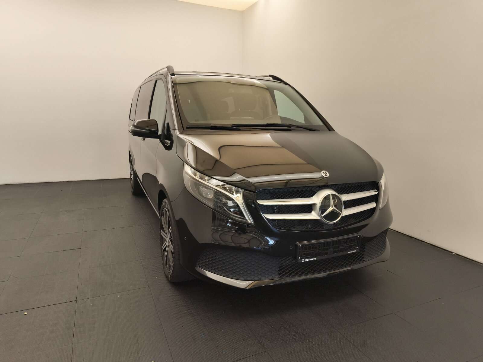 Mercedes-Benz V 250