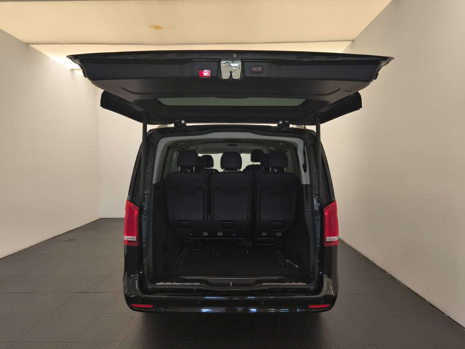 Mercedes-Benz V 250