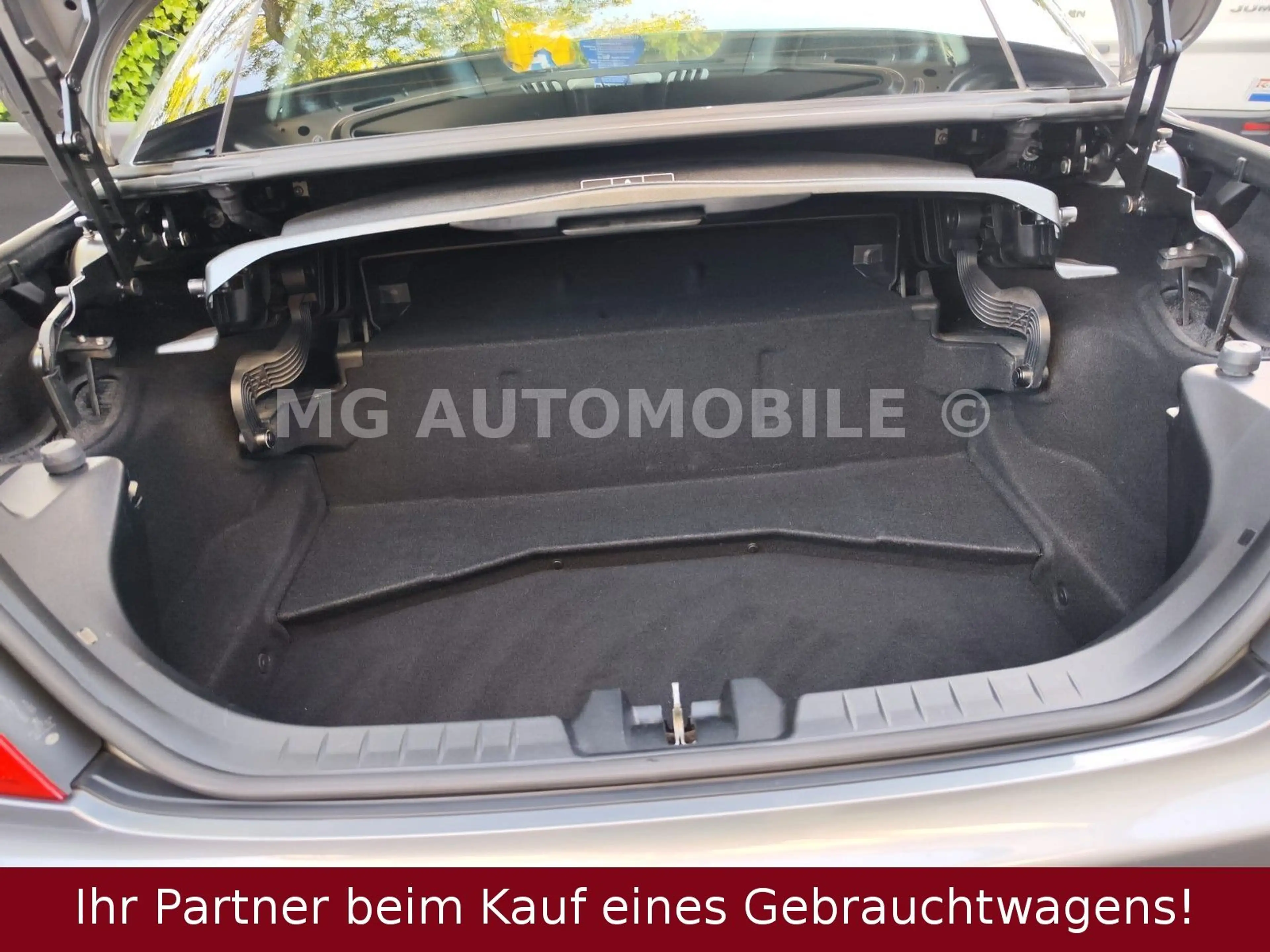 Mercedes-Benz SLK 200 Kompressor 2.Hd Airscarf Bi-Xenon Aut. — photo 11