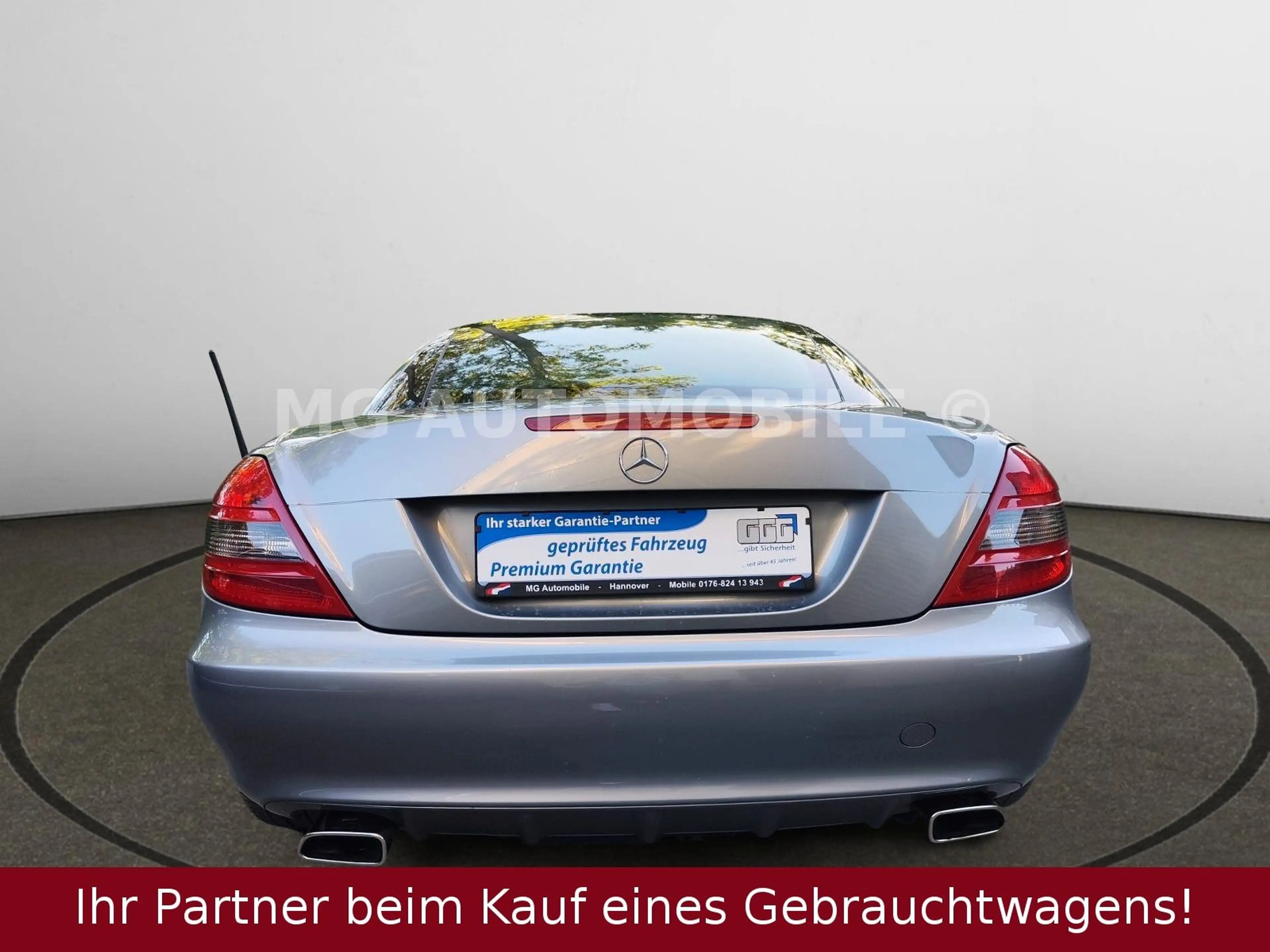 Mercedes-Benz SLK 200 Kompressor 2.Hd Airscarf Bi-Xenon Aut. — photo 12
