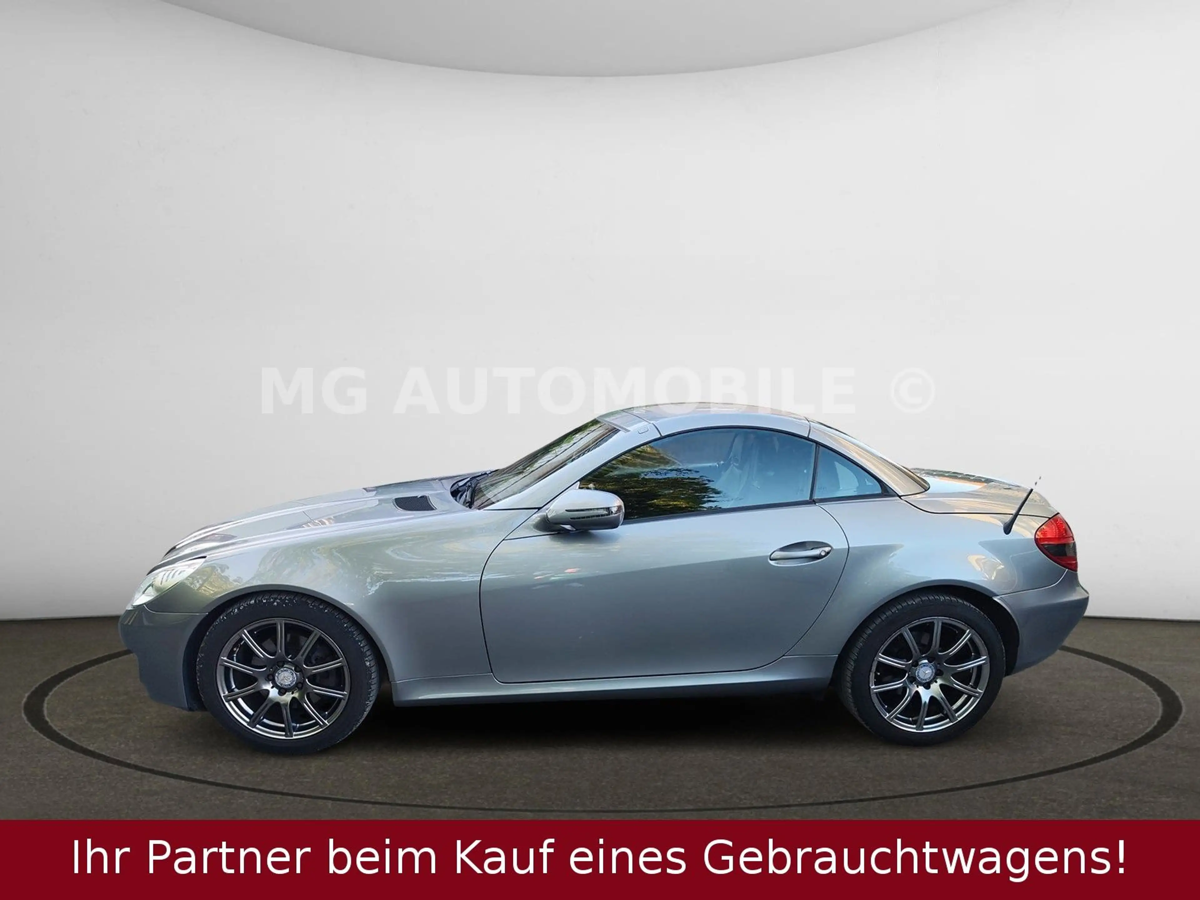 Mercedes-Benz SLK 200 Kompressor 2.Hd Airscarf Bi-Xenon Aut. — photo 8
