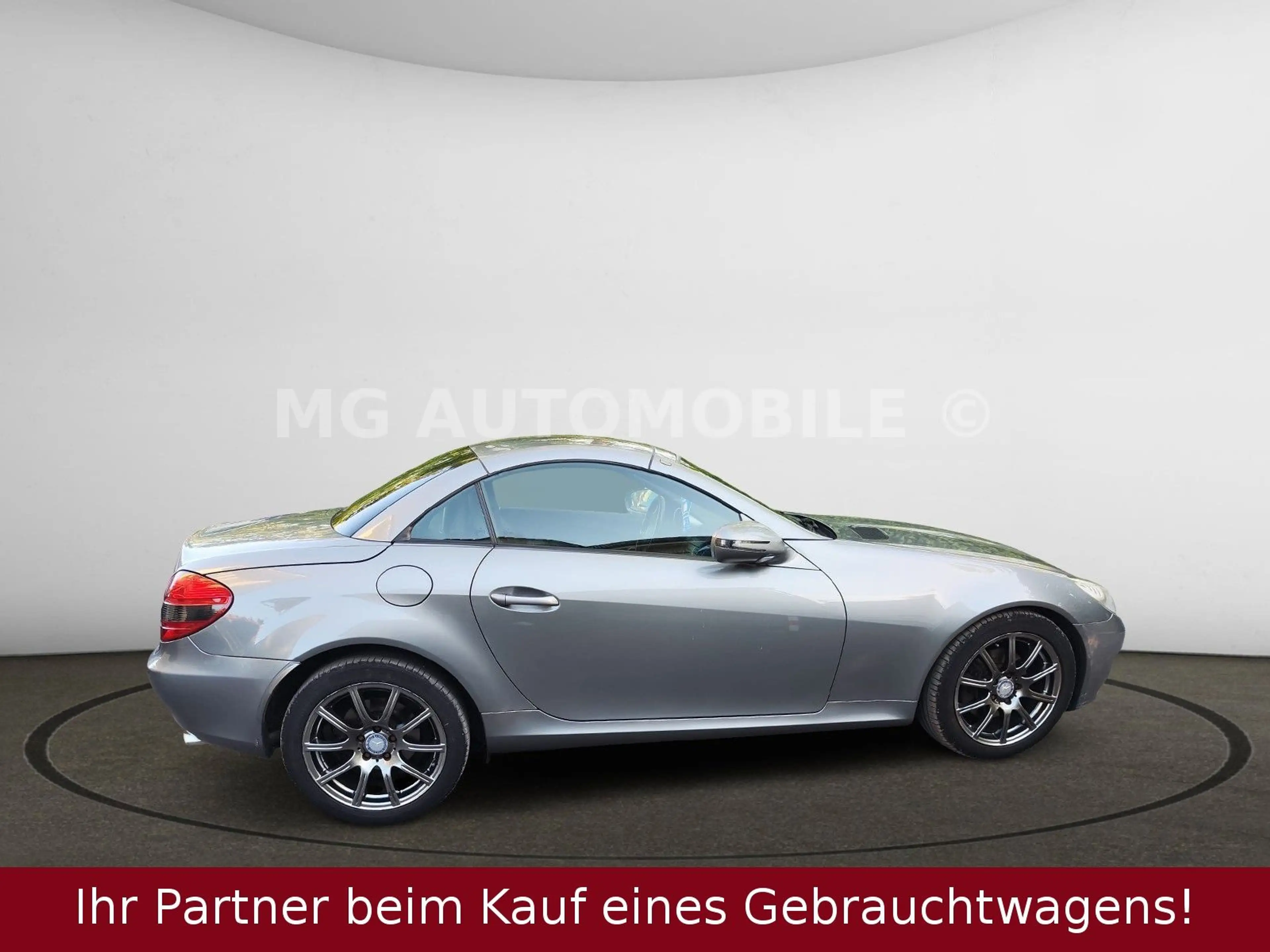Mercedes-Benz SLK 200 Kompressor 2.Hd Airscarf Bi-Xenon Aut. — photo 6