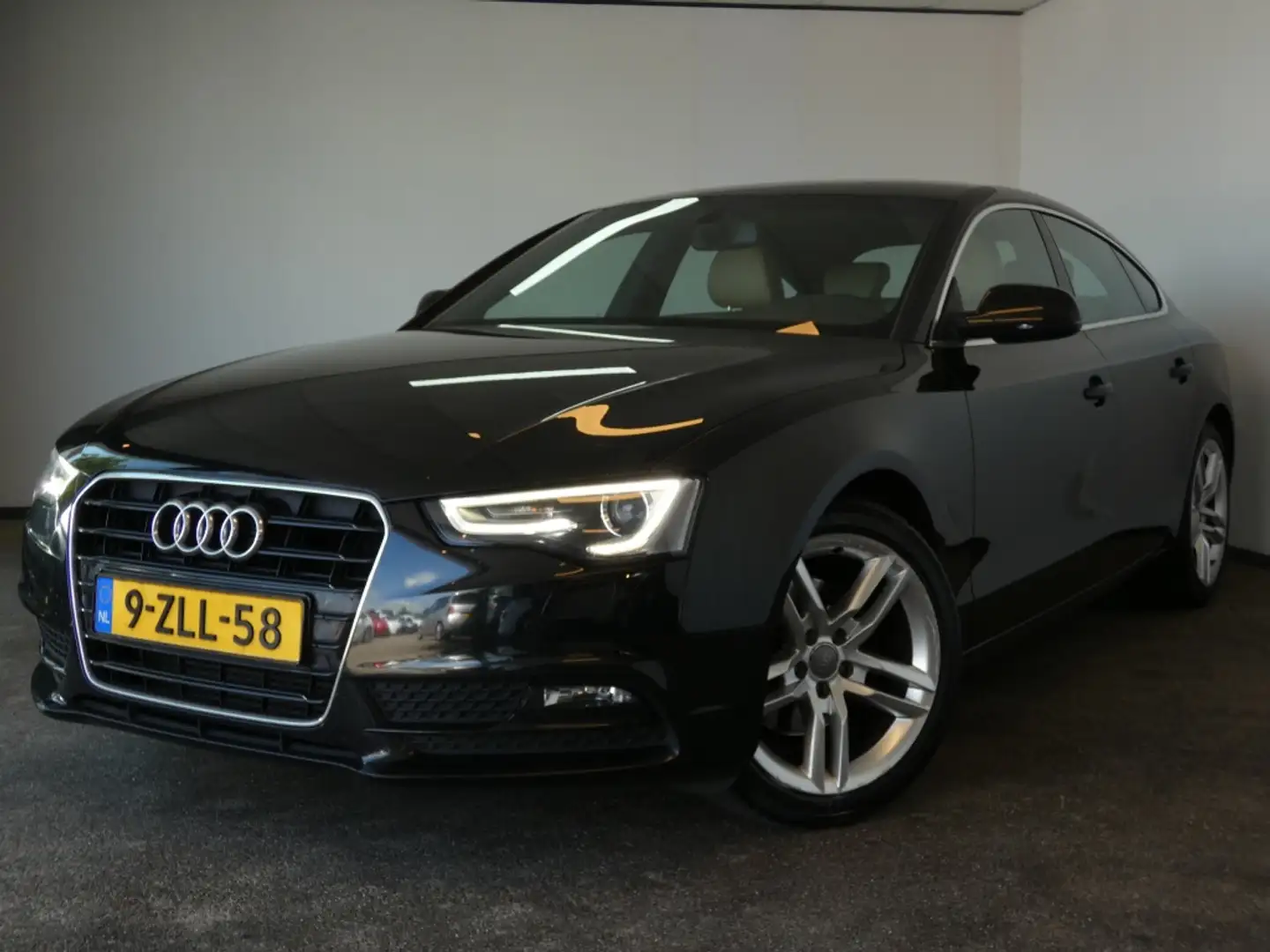 Audi A5 Sportback 1.8 TFSI Bns Edition Nwe APK Automaat Zwart - 1