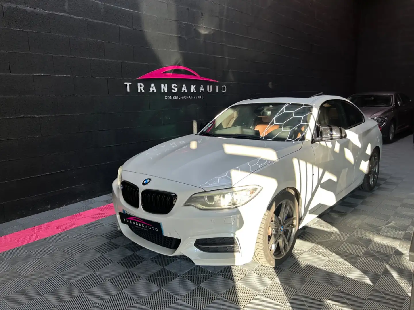 BMW A Білий - 1