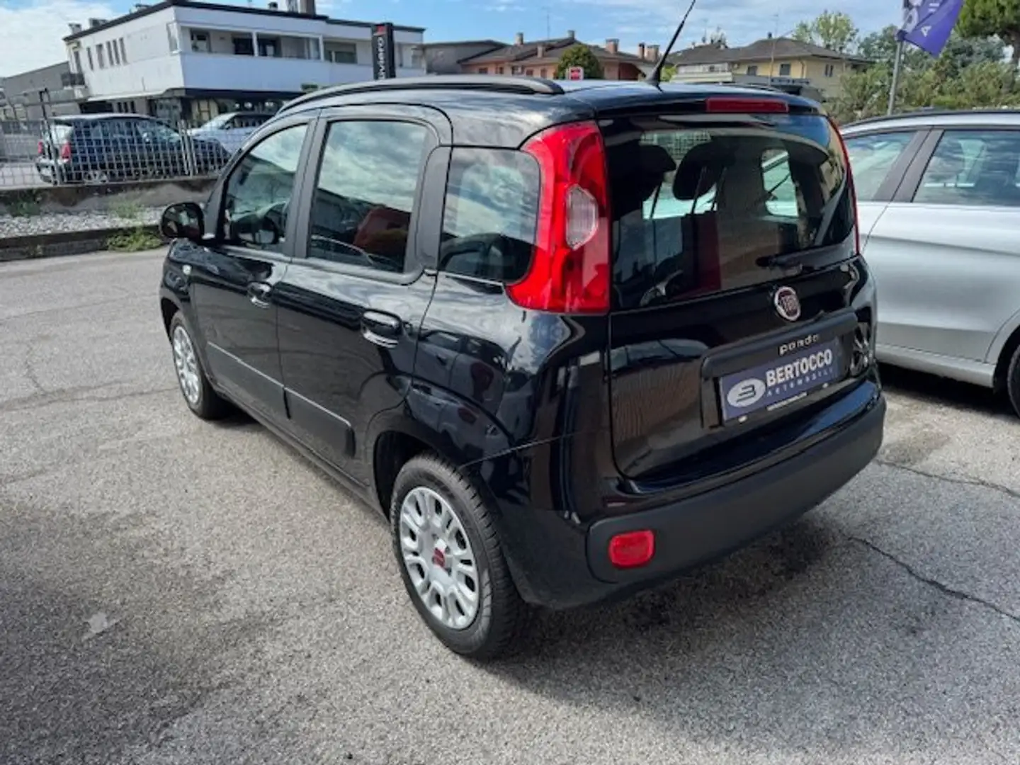 Fiat Panda 1.2 Lounge 69cv Чорний - 2