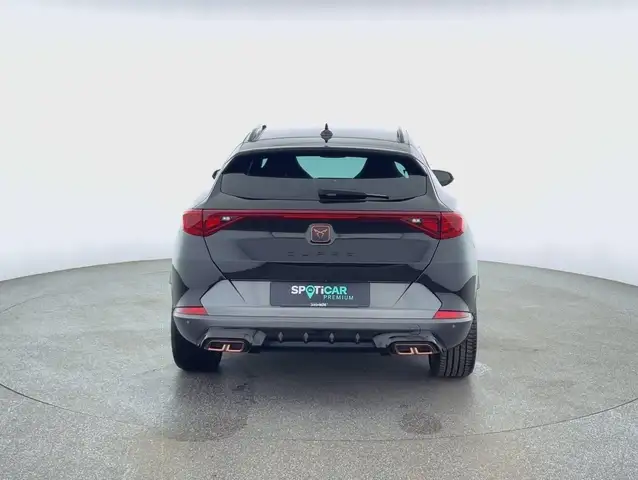 Cupra Formentor view 4