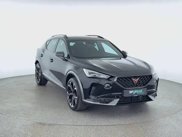Cupra Formentor view 3