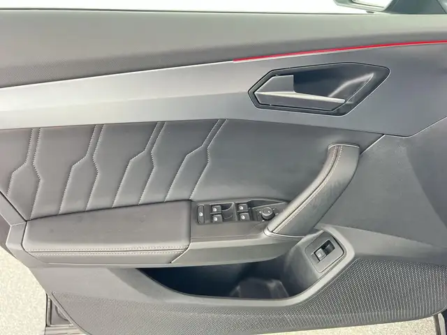 Cupra Formentor view 10