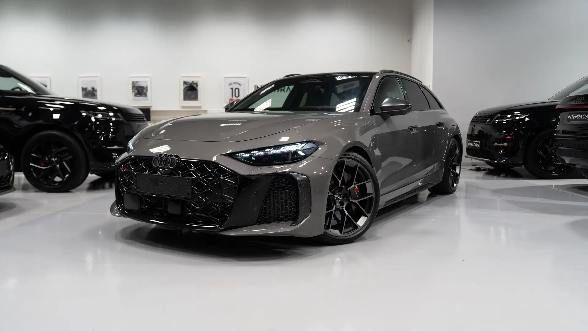 Audi RS5 Avant TFSI e-hybrid Tiptronic 470kW Gris - 2