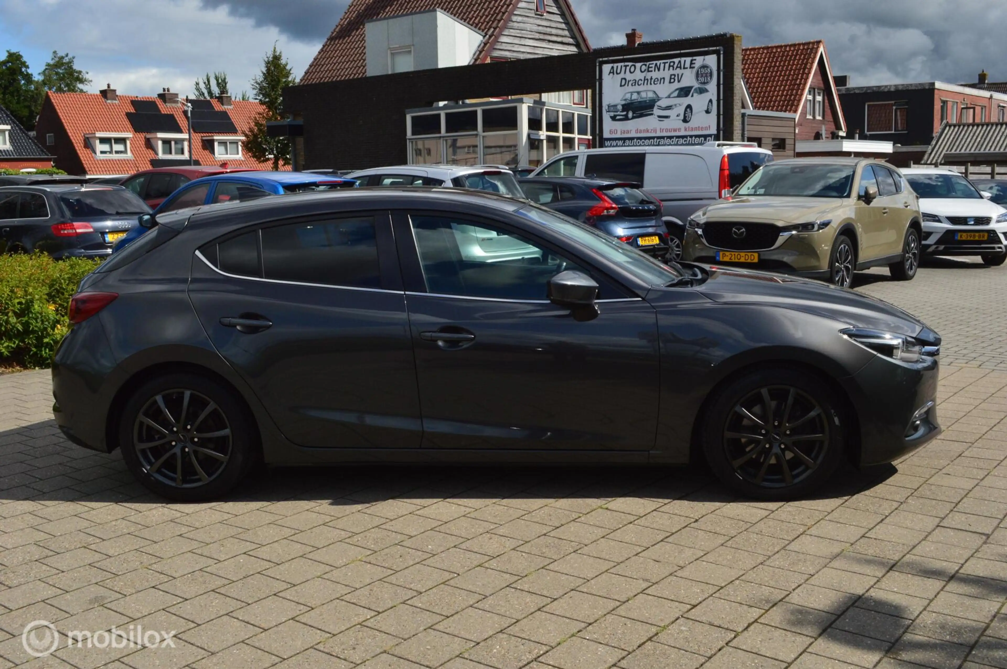 Mazda 3 2.0 SkyActiv-G 120 GT-M — photo 3