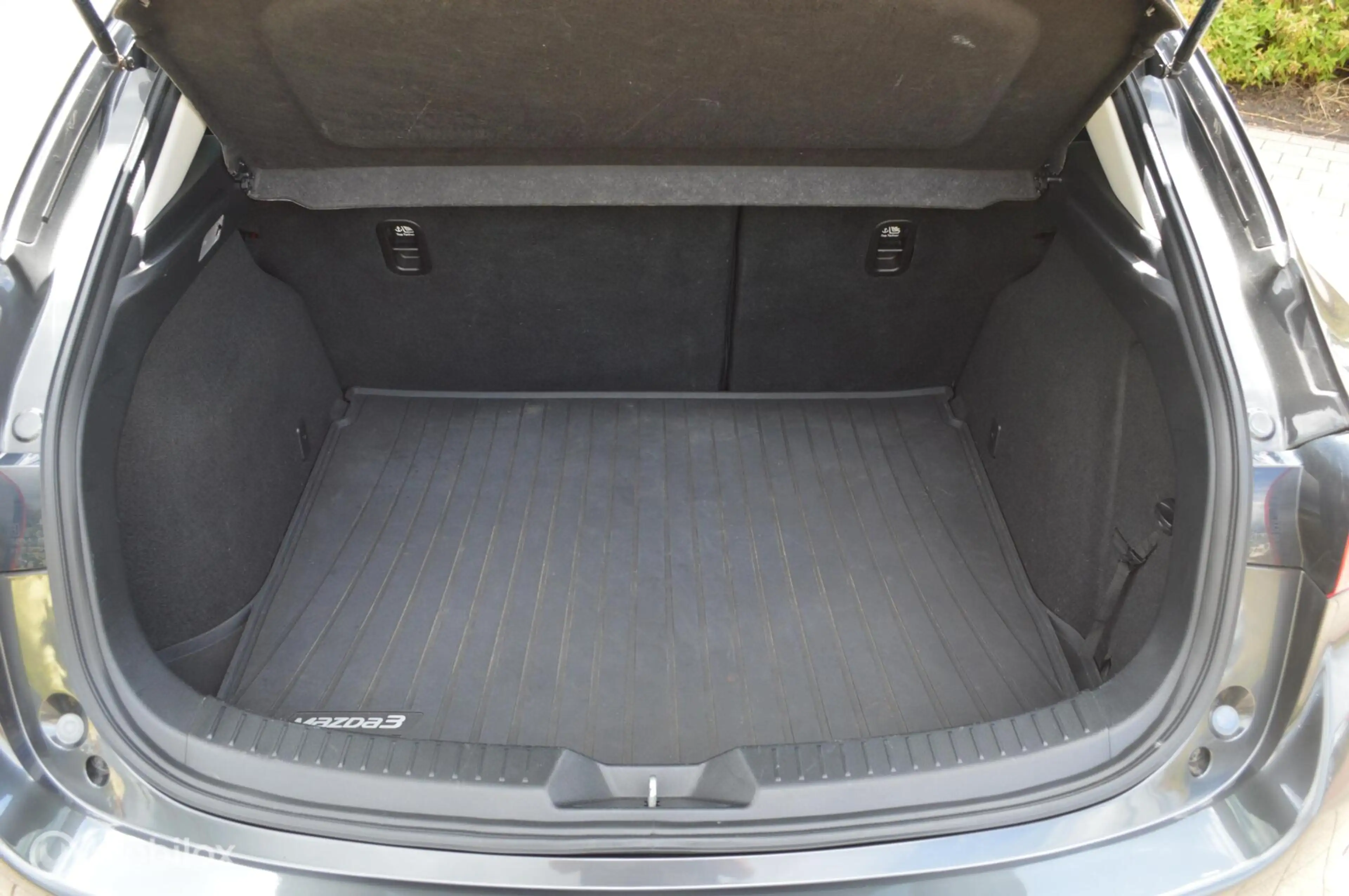 Mazda 3 2.0 SkyActiv-G 120 GT-M — photo 6