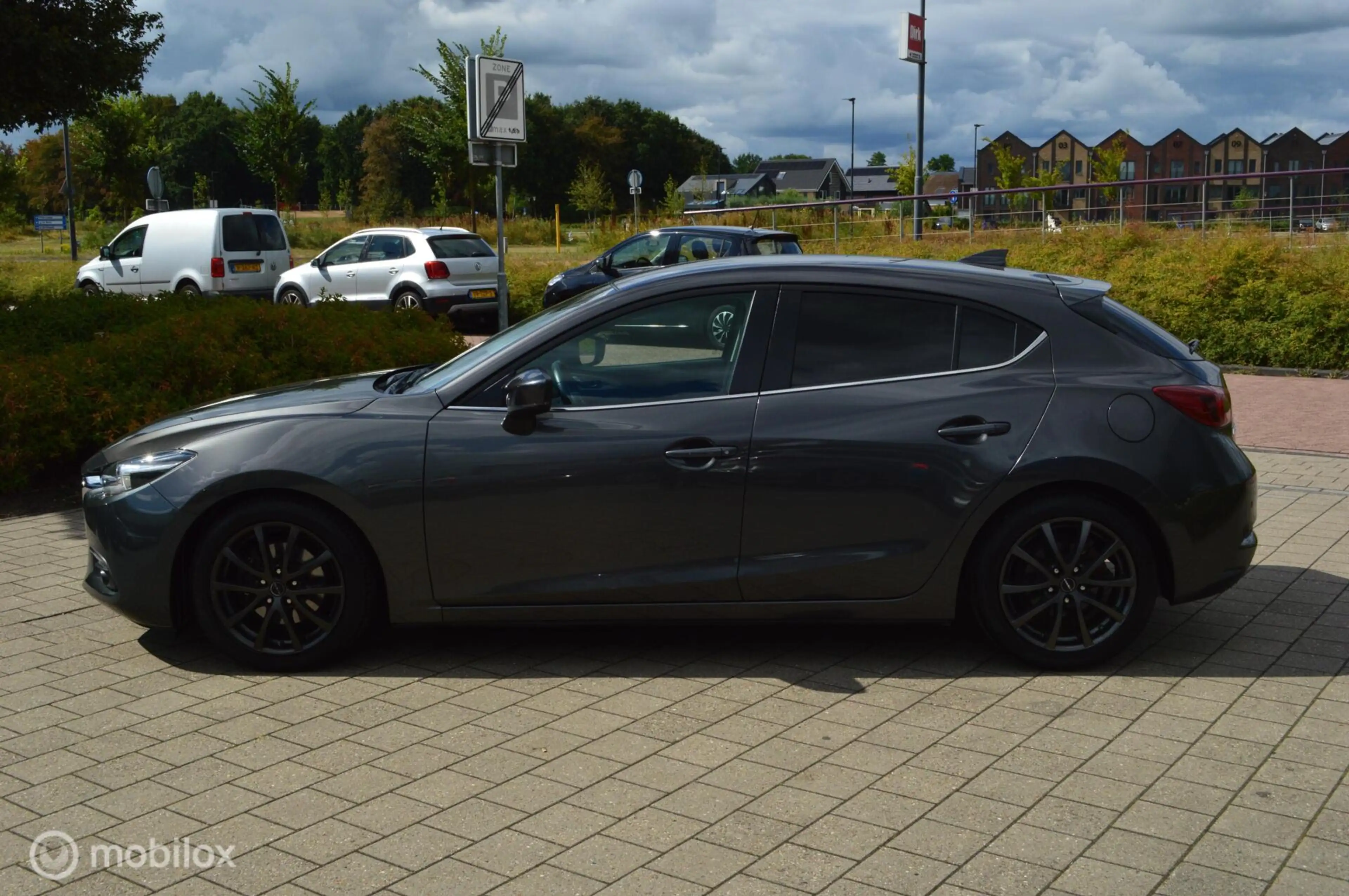 Mazda 3 2.0 SkyActiv-G 120 GT-M — photo 11