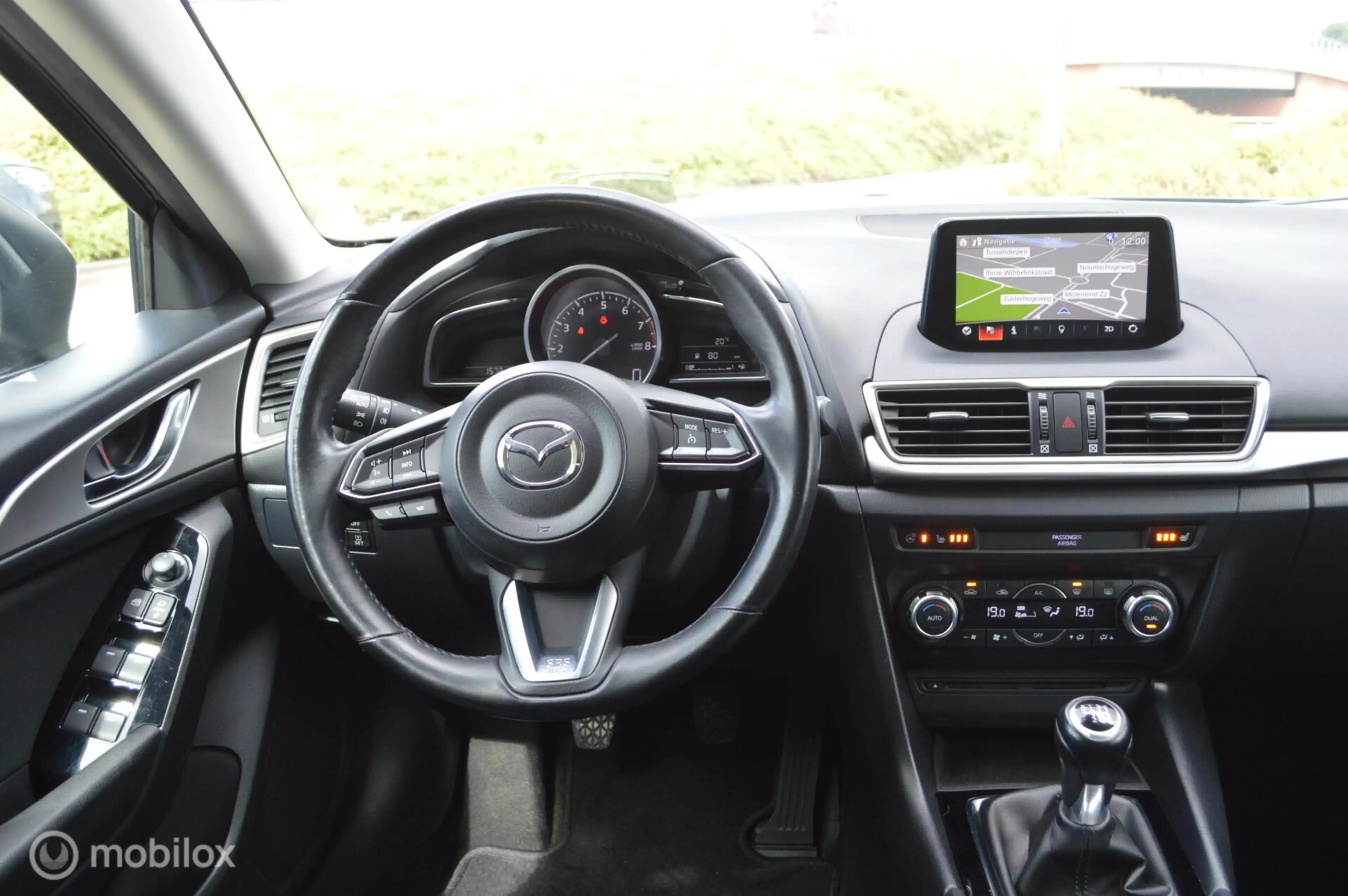 Mazda 3 2.0 SkyActiv-G 120 GT-M — photo 7