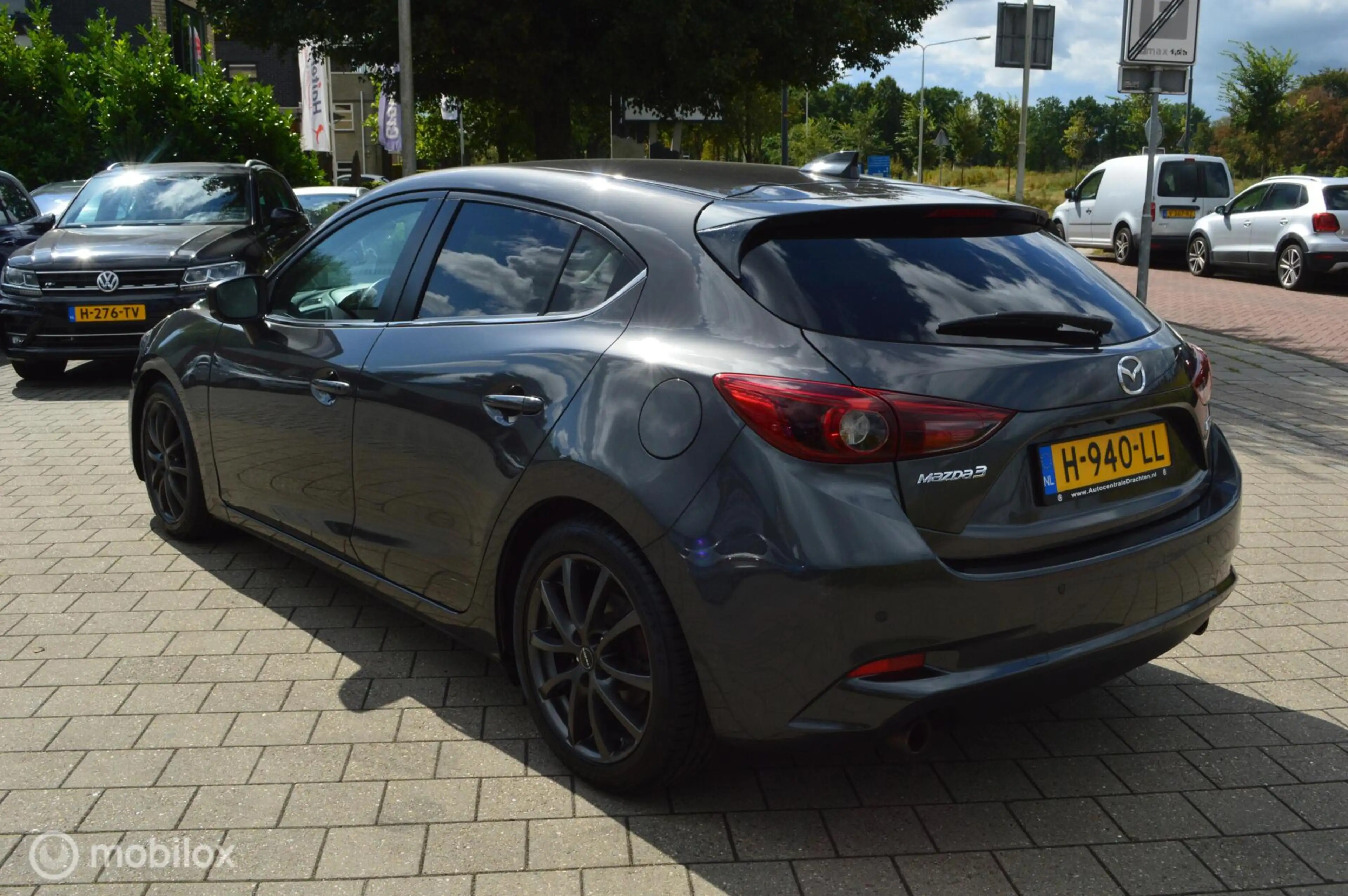 Mazda 3 2.0 SkyActiv-G 120 GT-M — photo 10