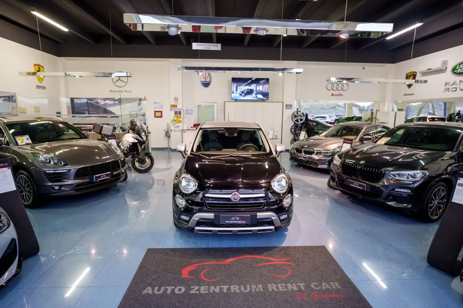 Fiat 500X 1.6 M-JET CROSS Nero - 1