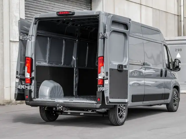 Fiat Ducato view 14