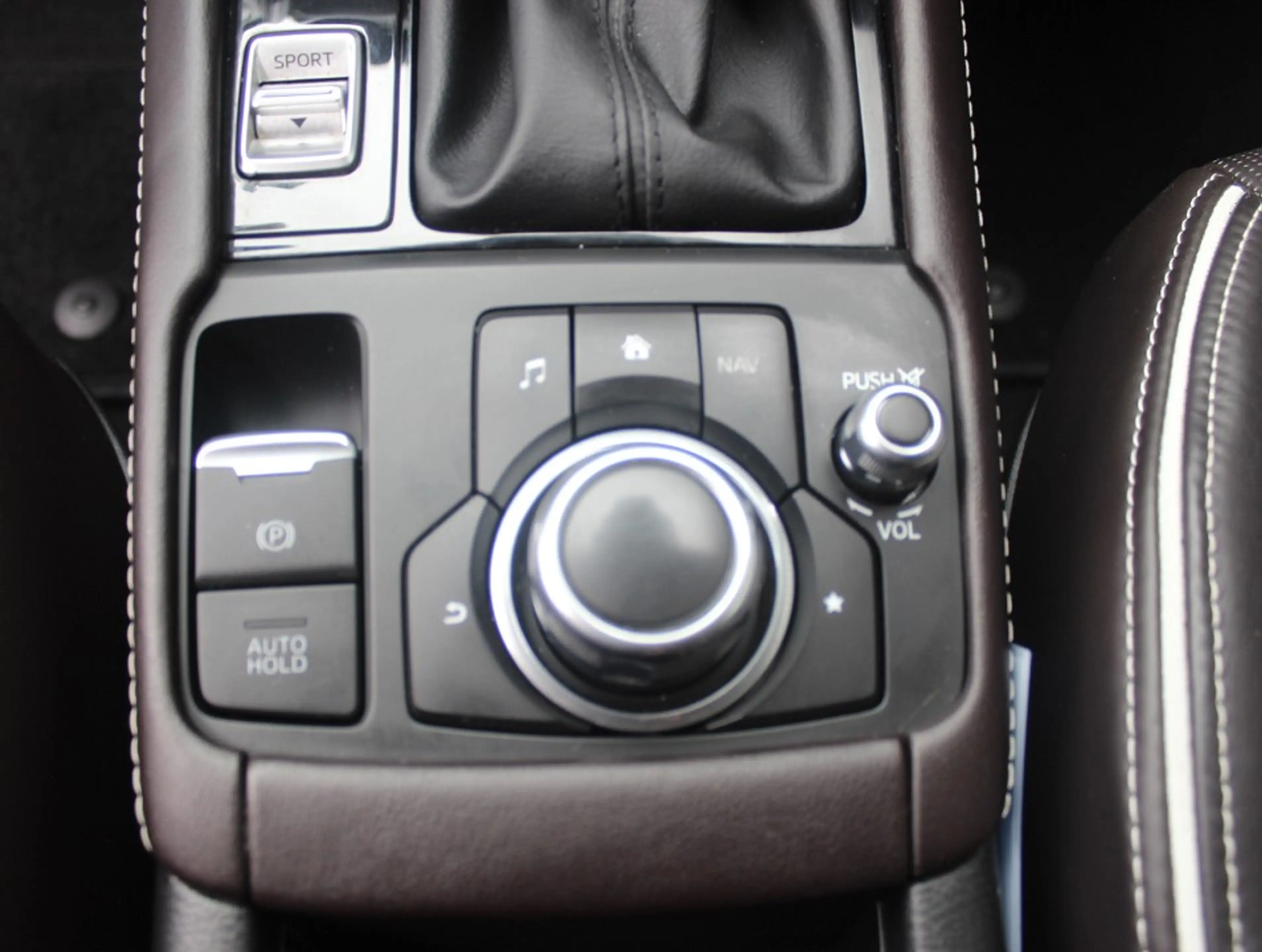 Mazda CX-3 G-121 AT Kangei NAPPA el.Sitzv. HUD RFK LED — photo 15