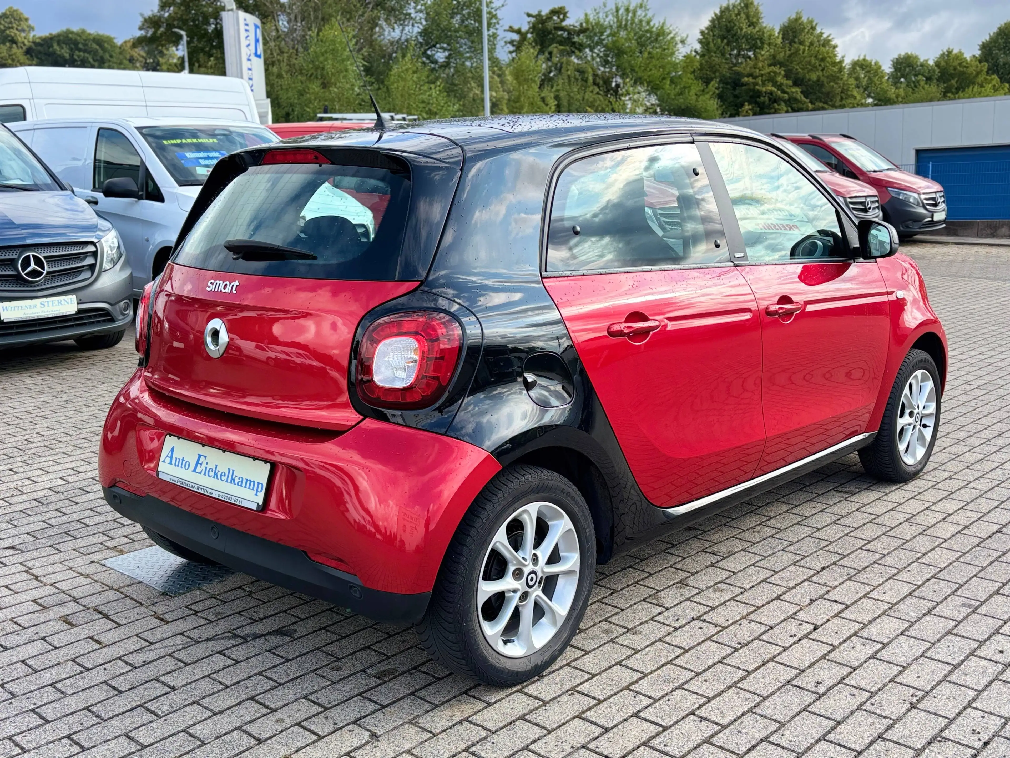 smart forFour ForFour Automatik Passion Turbo 66 kW PDC LED — photo 4