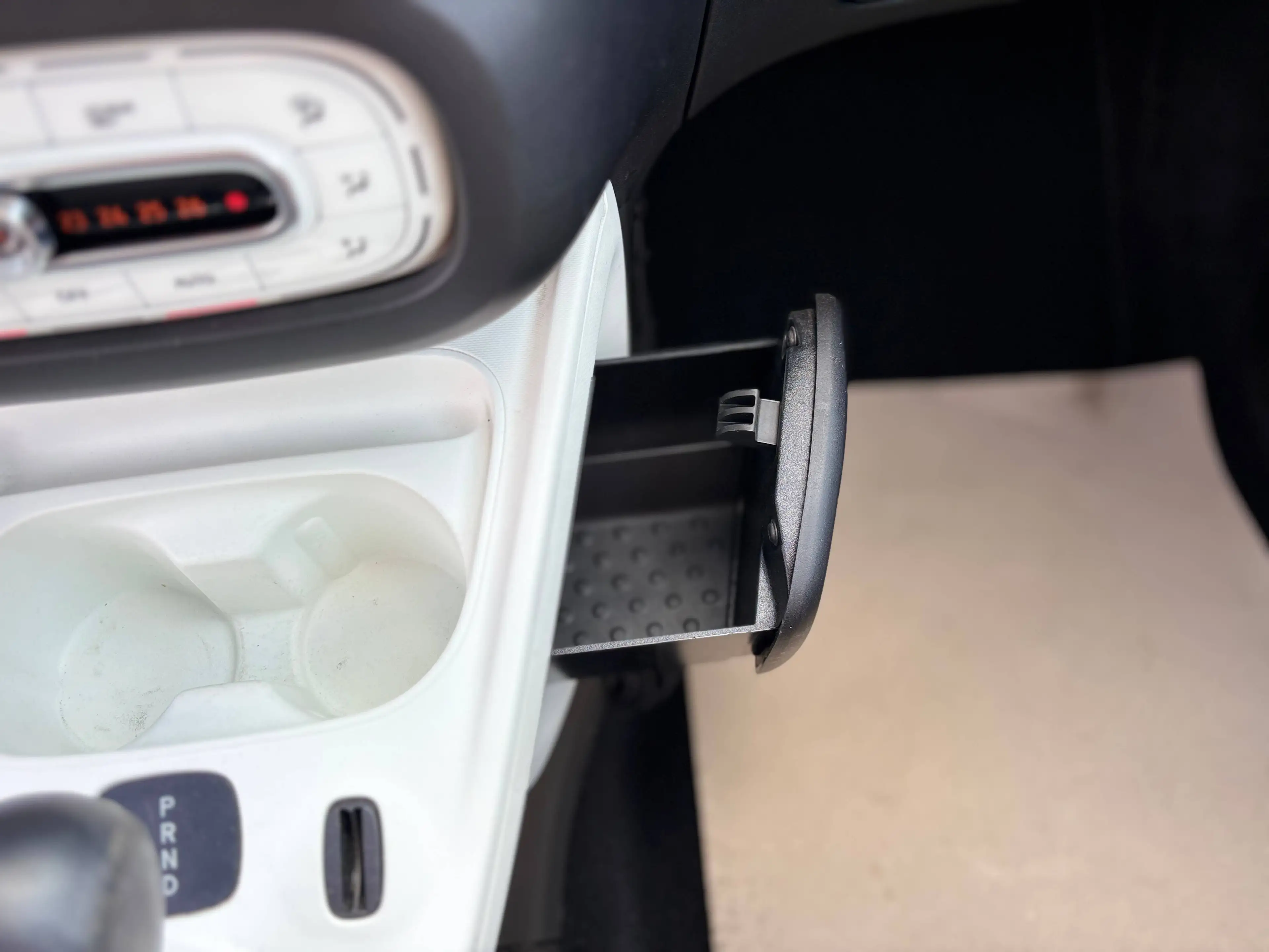 smart forFour ForFour Automatik Passion Turbo 66 kW PDC LED — photo 15