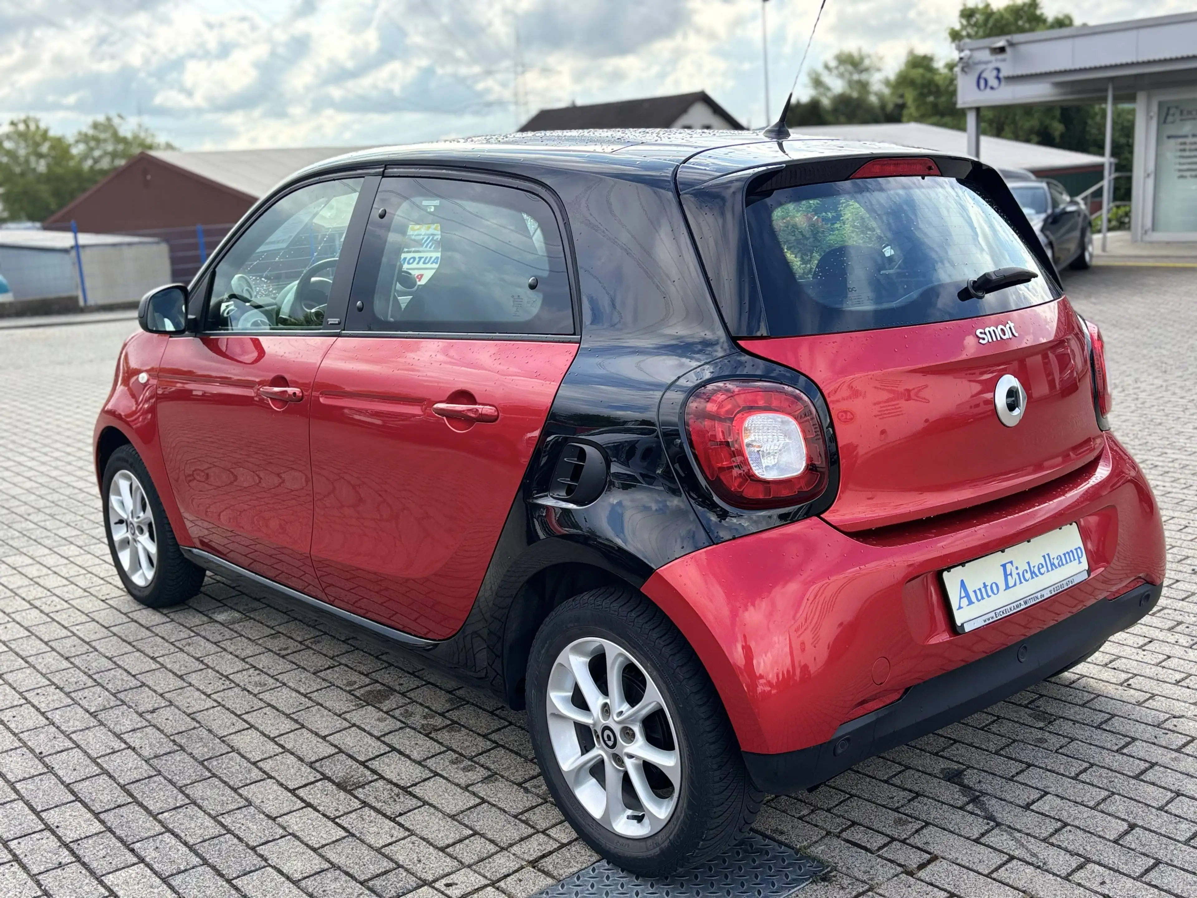 smart forFour ForFour Automatik Passion Turbo 66 kW PDC LED — photo 2